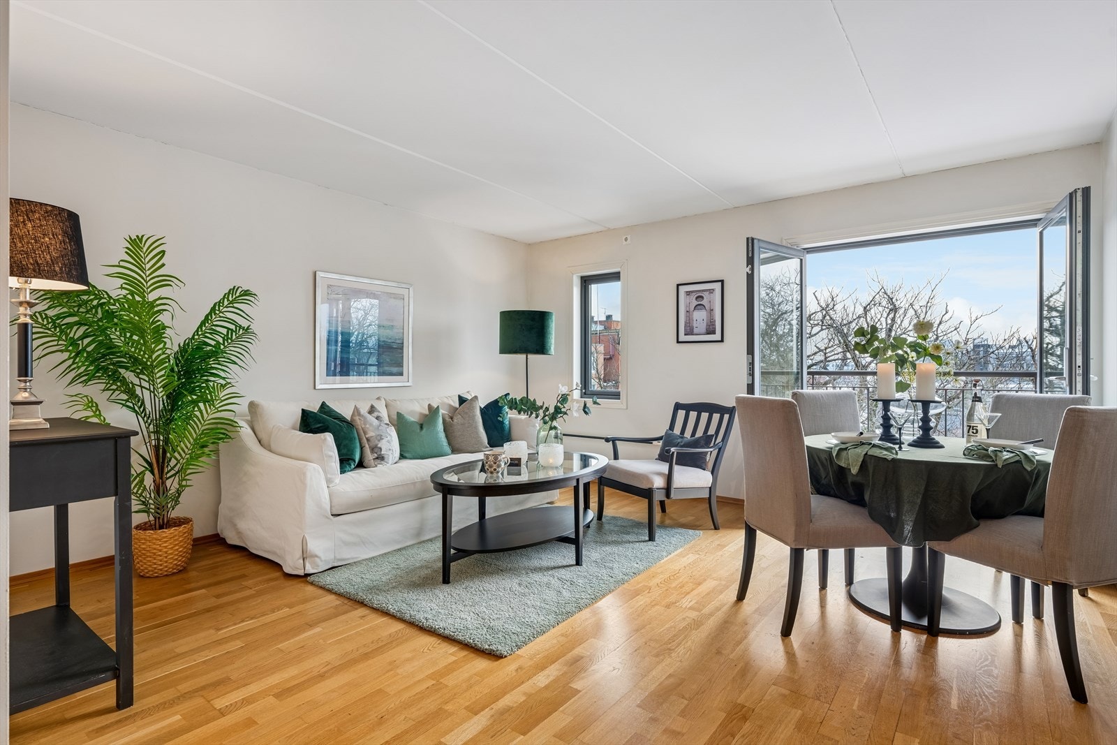 Velkommen til en svært lettstelt 3-roms leilighet med en super planløsning! Fotograf: Efkt v/Eivind Stensnes Galleribilde