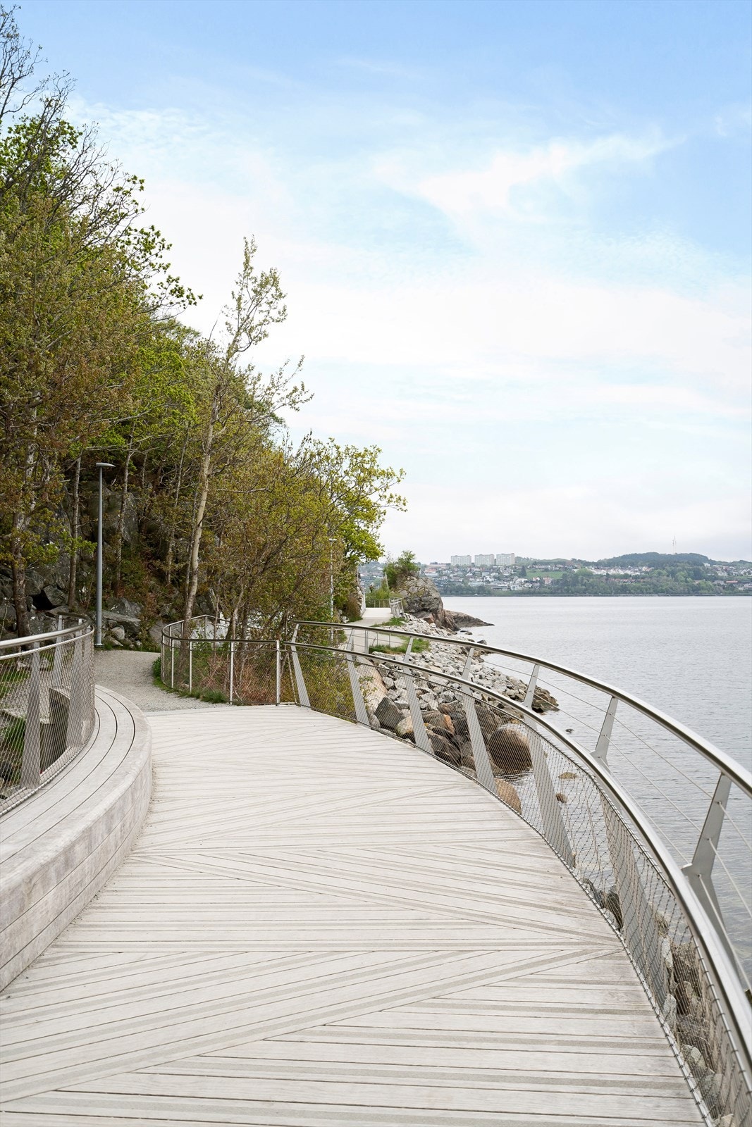 Nydelige turområder langs Hafrsfjord. Galleribilde