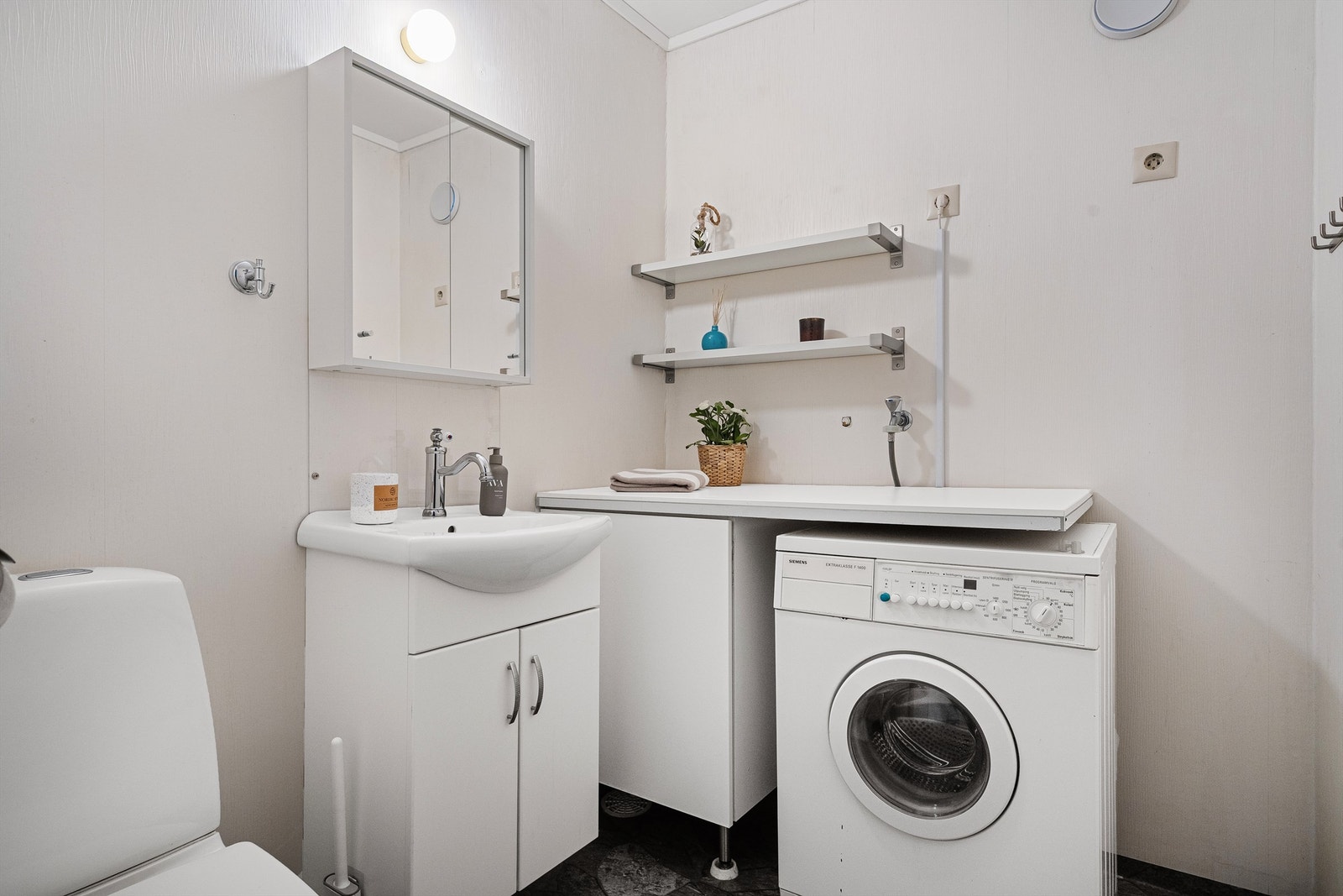 Bad/vaskerom i 1 etg. Galleribilde