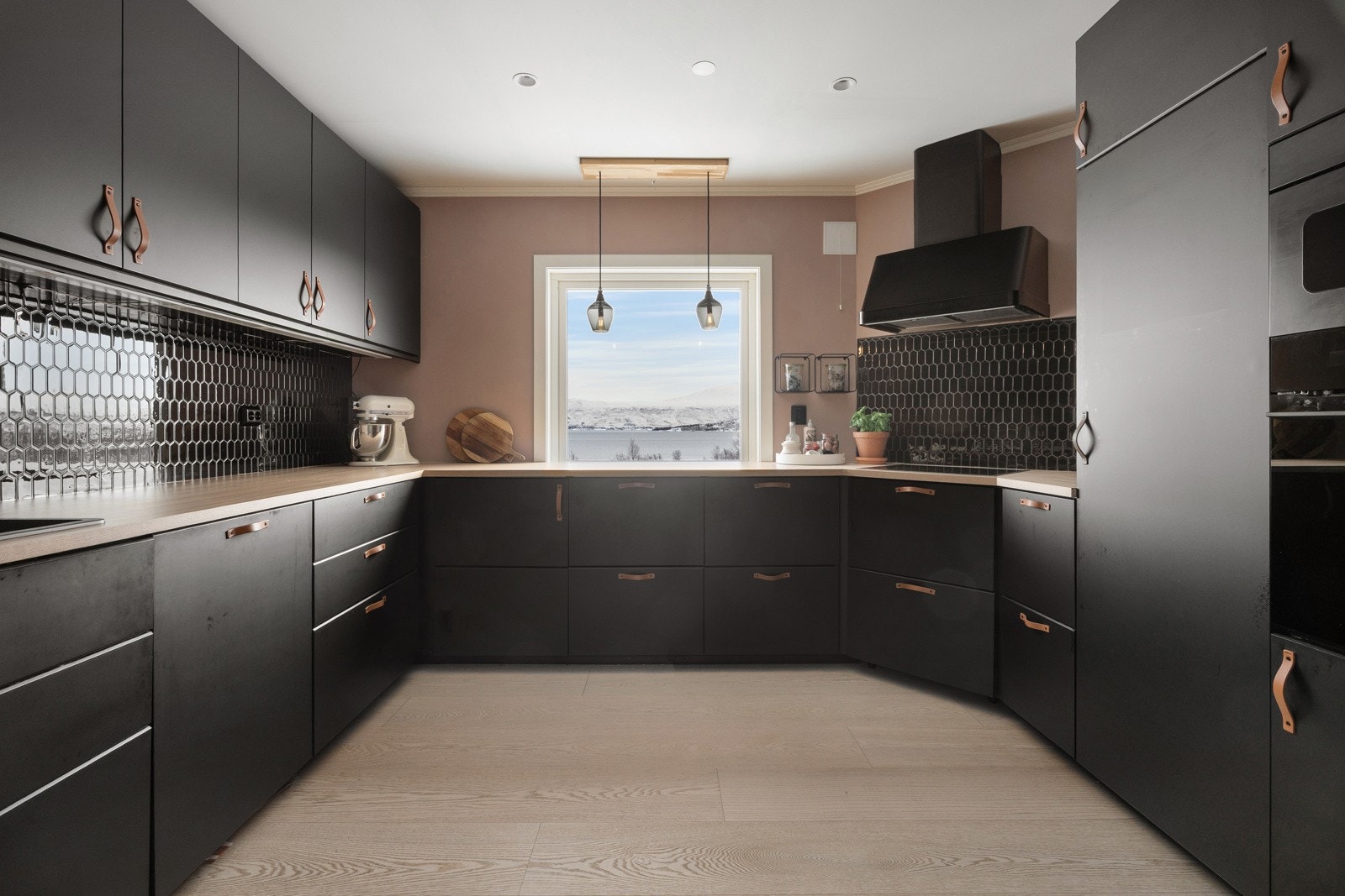 Lekkert kjøkken som er oppgradert de senere år. Galleribilde