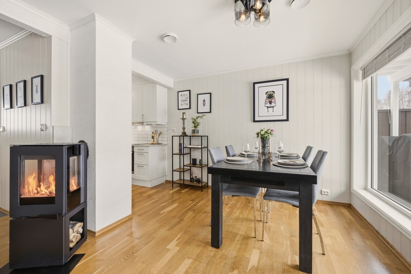 Her er det god plass for spisegruppe Galleribilde