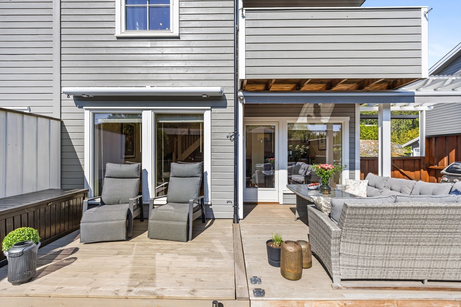 Fra stuen er det adkomst til nydelige uteområder Galleribilde