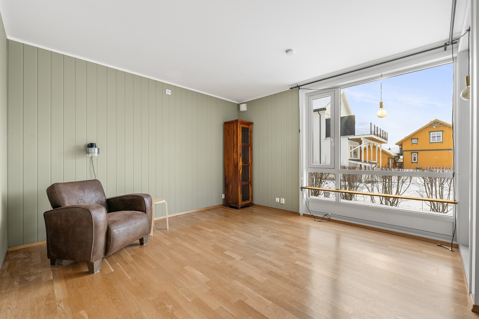 Leiligheten har en gjennomgående god standard og planløsning. Galleribilde