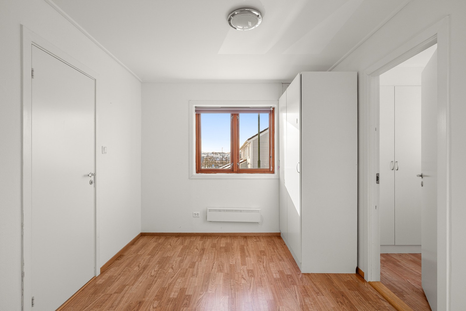 Soverommene har tradisjonelle overflater og behov for modernisering. Galleribilde