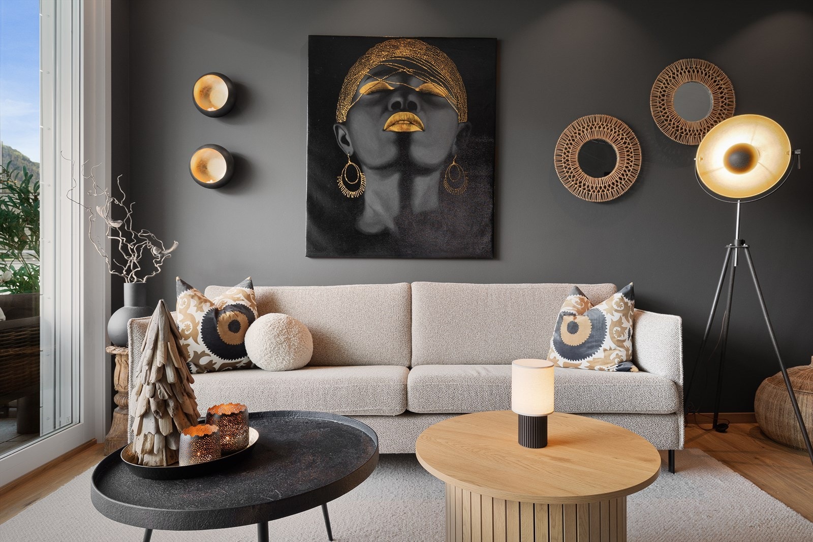 Leilegheita har eit gjennomført og stilreint uttrykk og framstår som både moderne og innbydande. Galleribilde