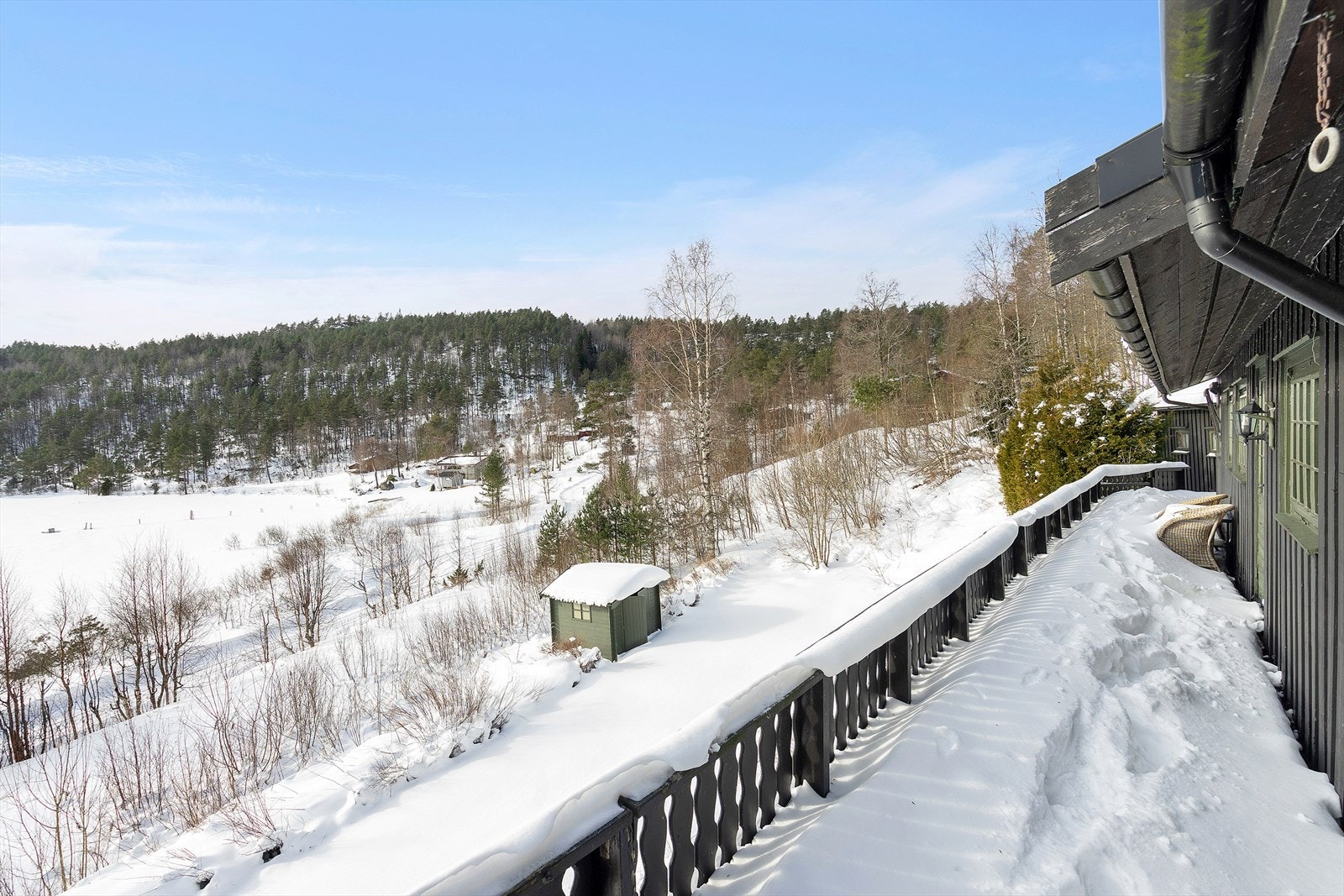 Opparbeidet uteområde med mange muligheter Galleribilde