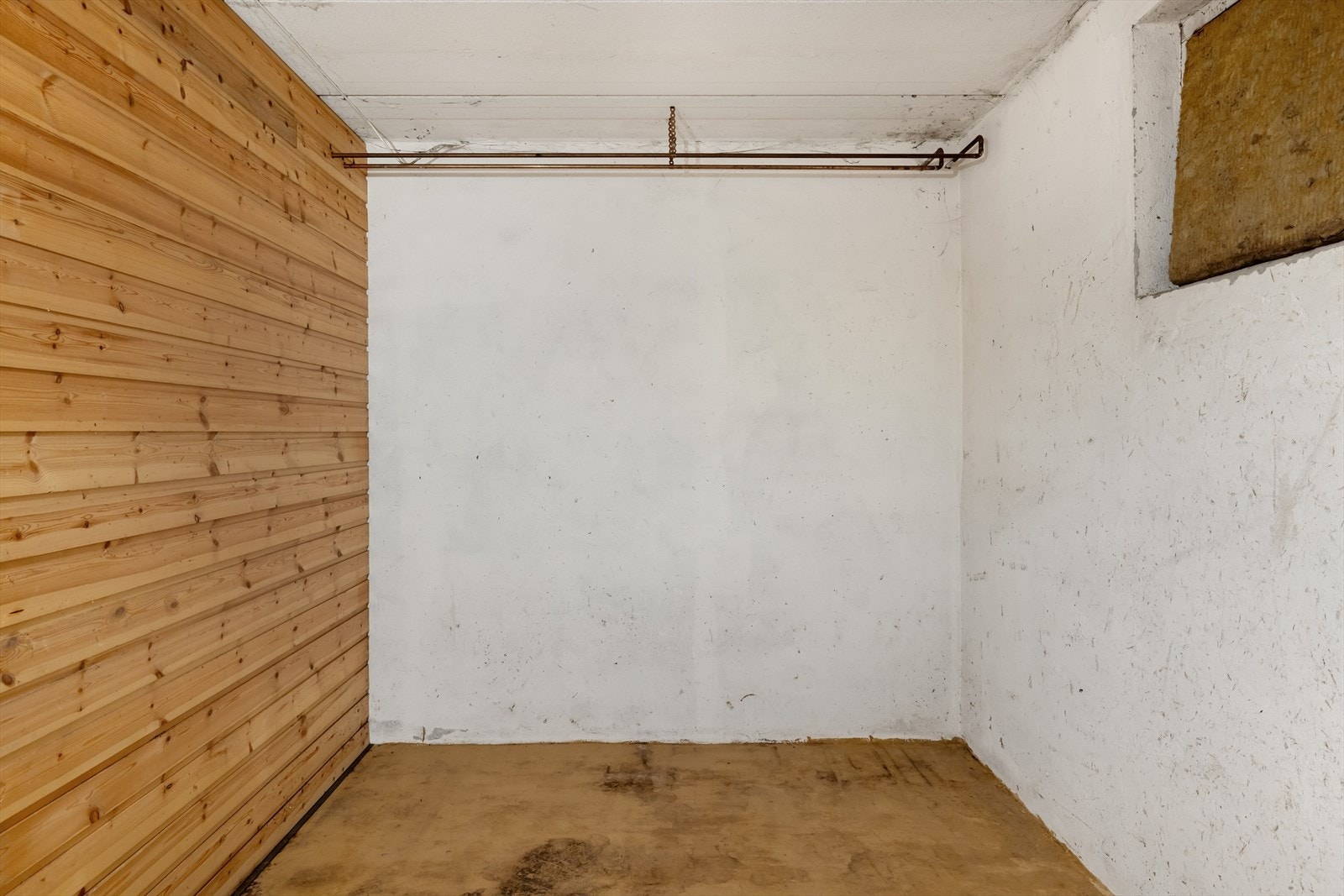 Kjellerrom Galleribilde