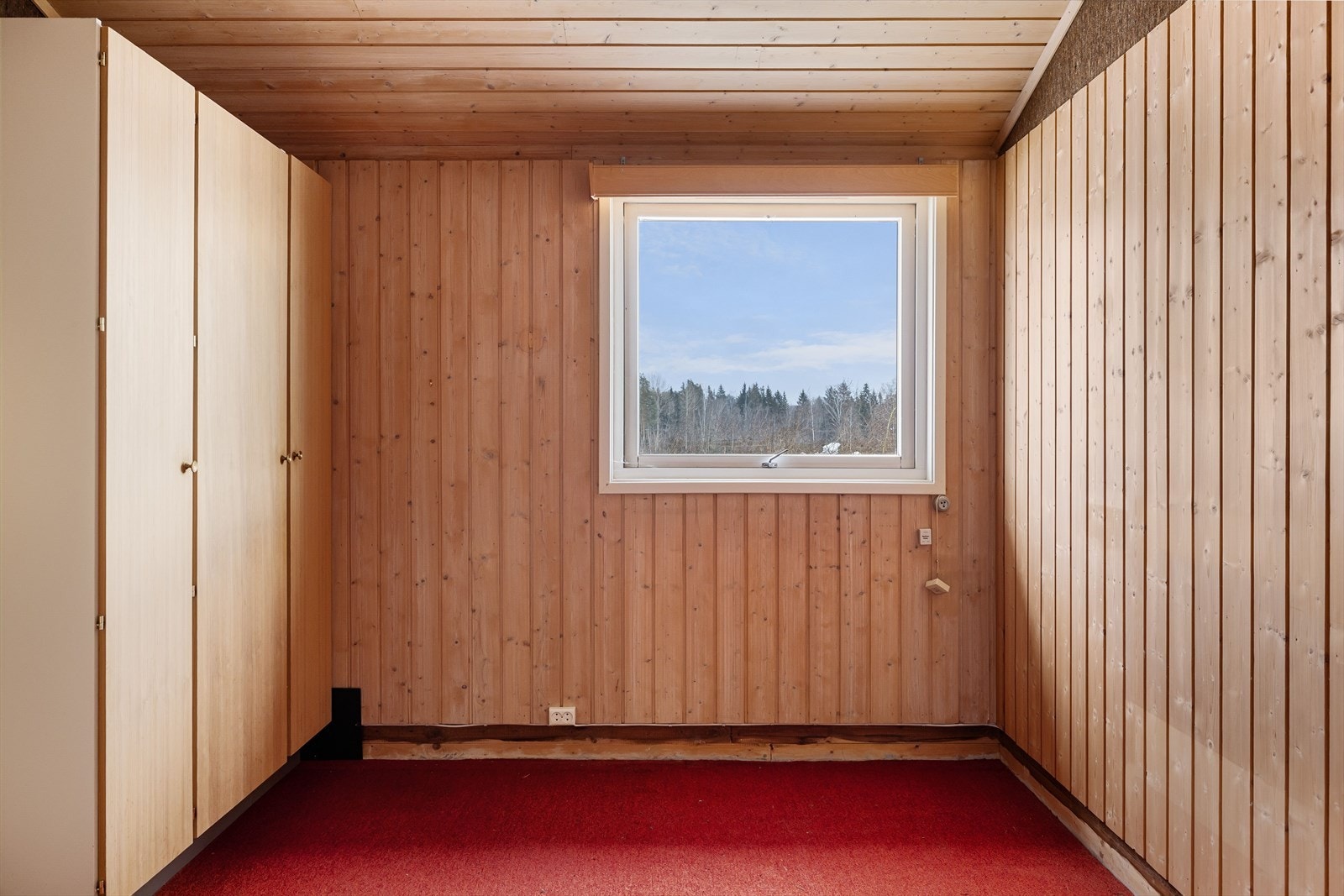 Garderoberom i gangen. Åpen løsning Galleribilde