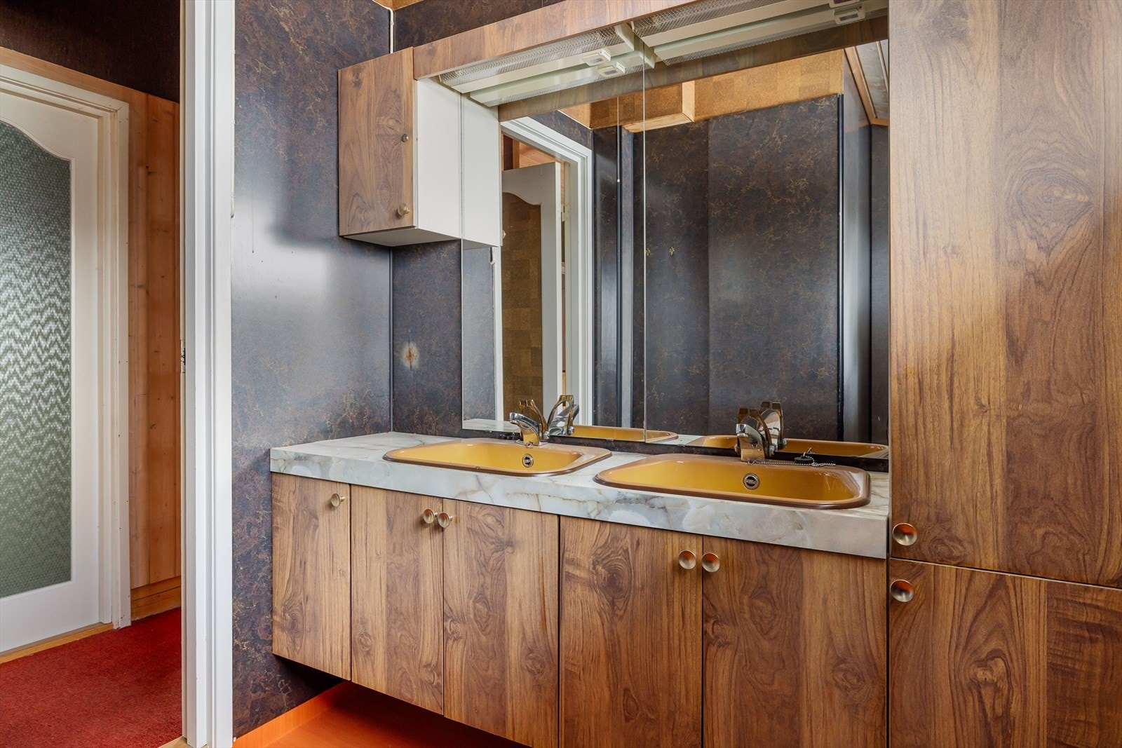 Bad 1. etasje Galleribilde