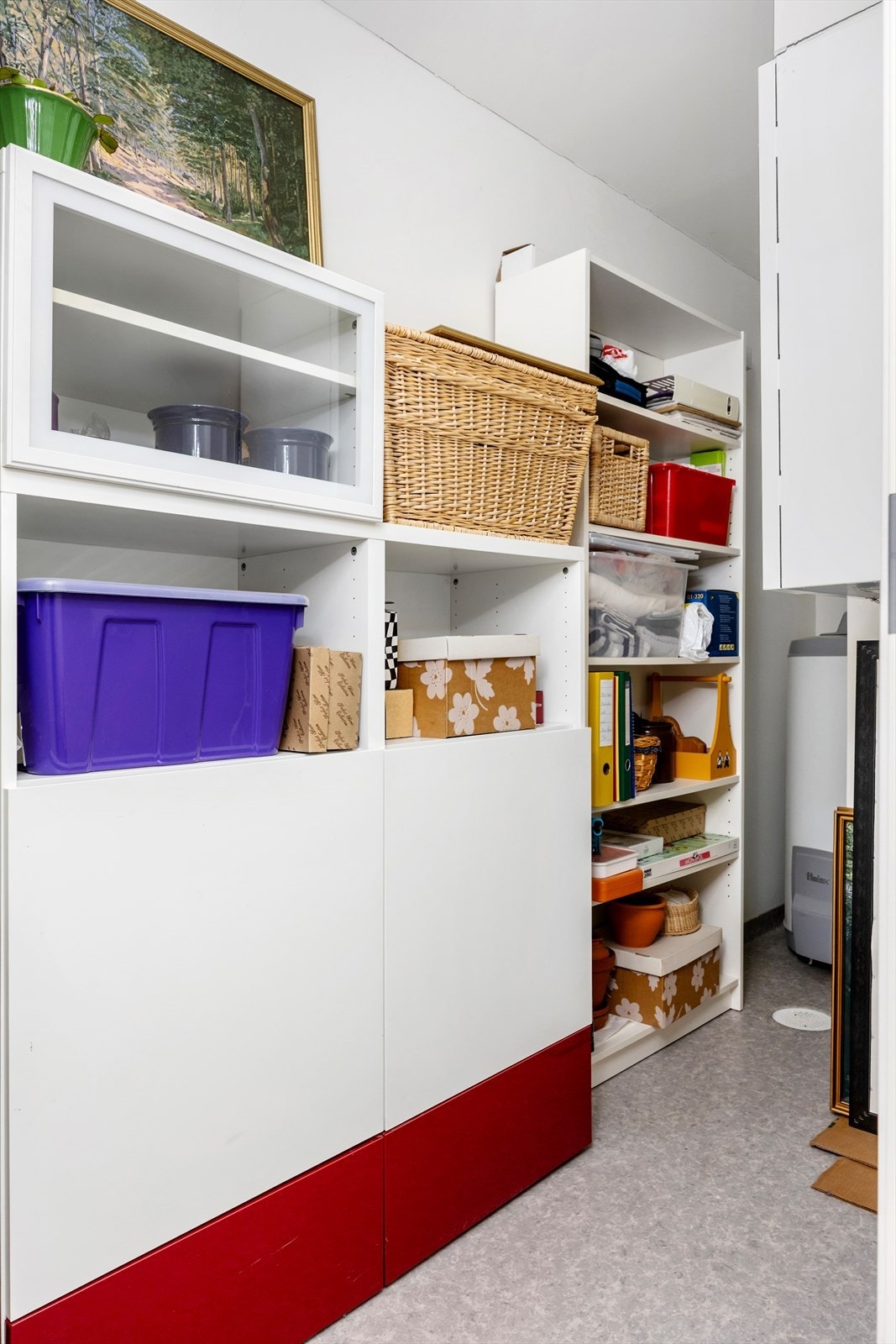 Innvendig bod. Galleribilde