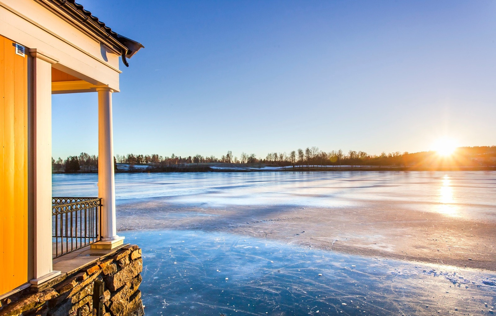 Bogstadvannet er en yndet turdestinasjon med rekreasjonsmuligheter både sommer og vinter. Galleribilde