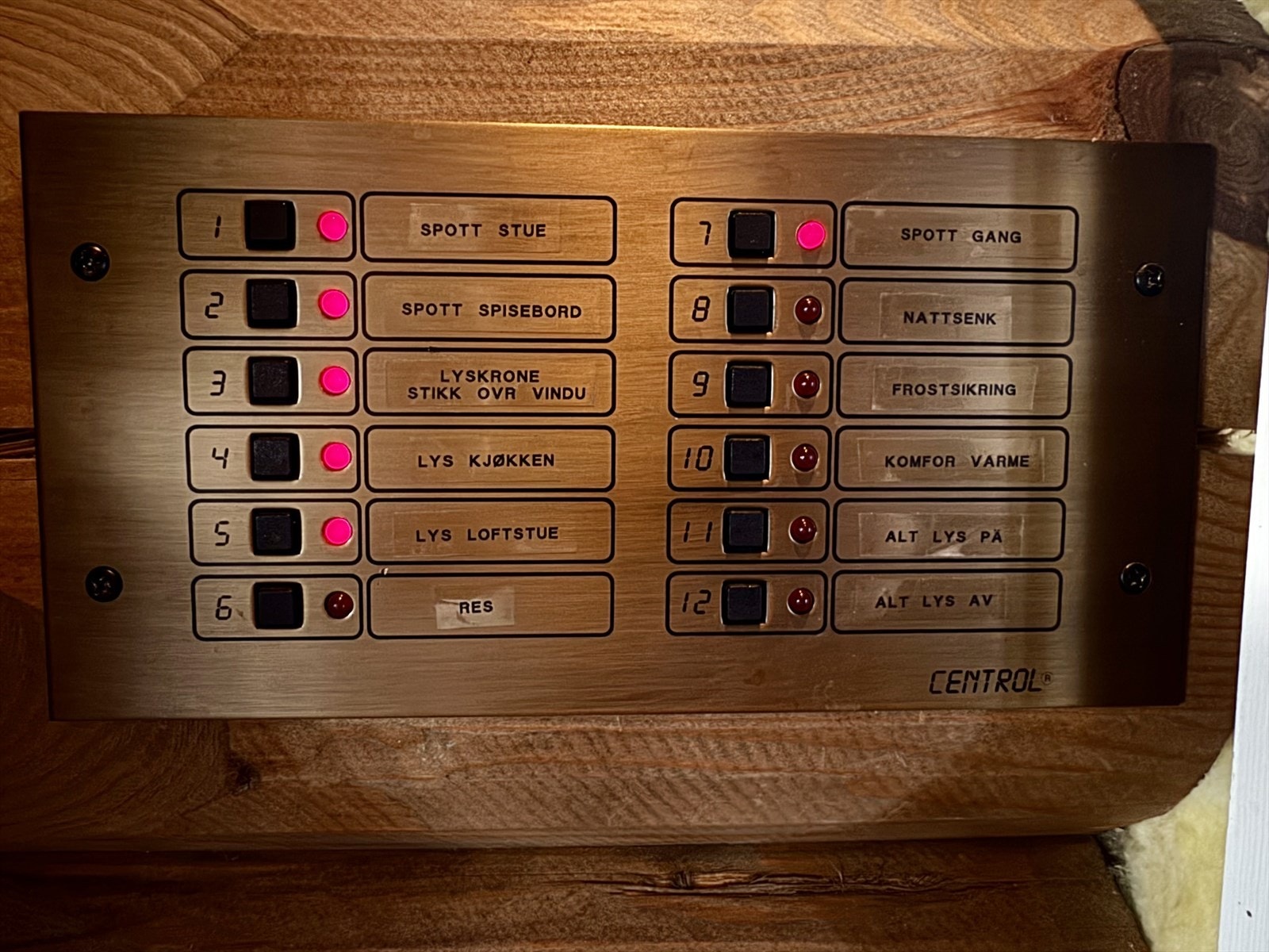 Her har du full kontroll på hytta. Galleribilde