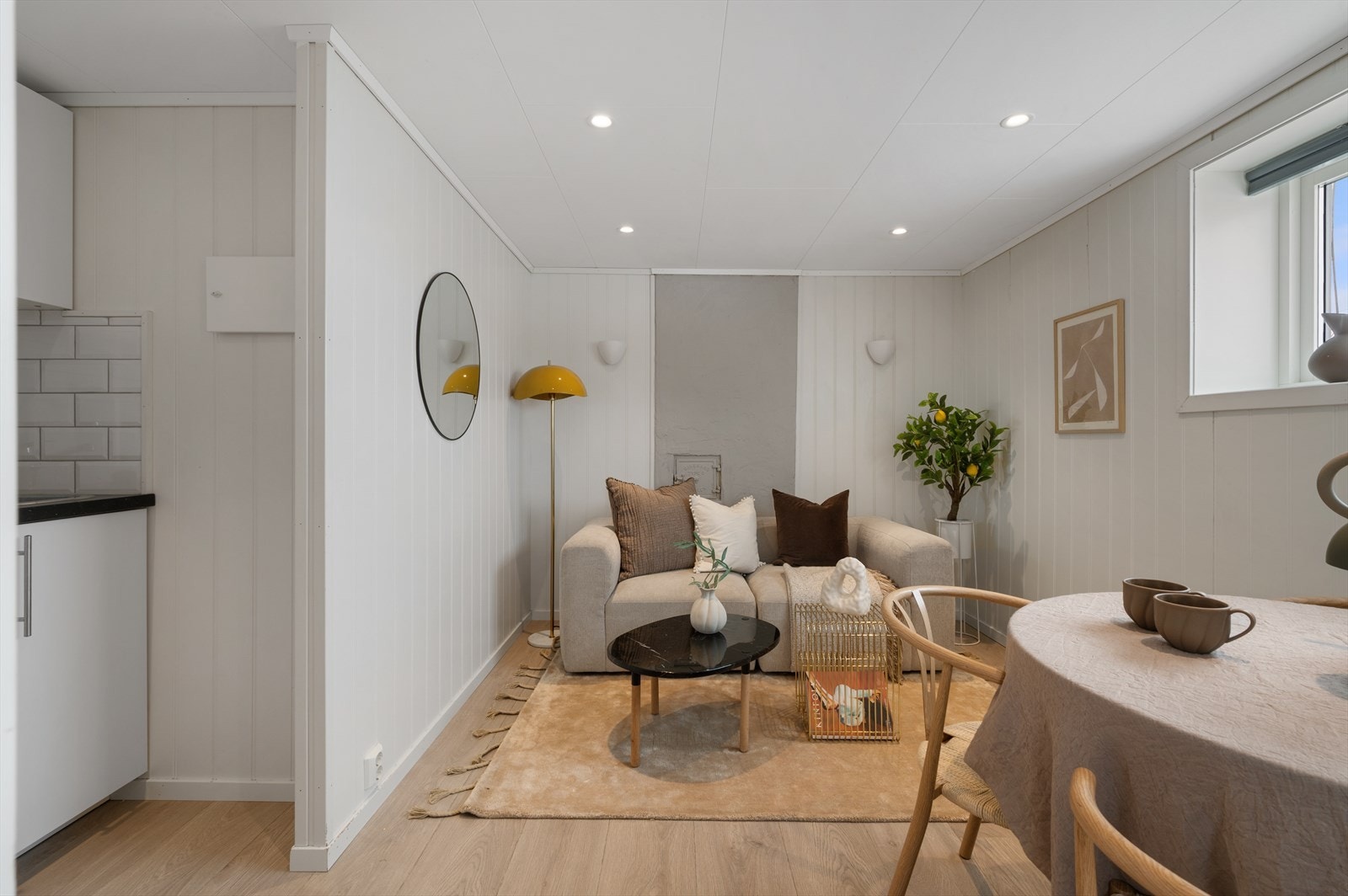 Ideell som tenåringsavdeling eller gjestedel. Galleribilde