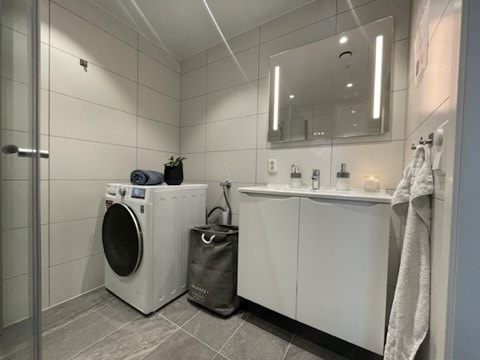 Vaskemaskin med kombinert vask/tørk-funksjon Galleribilde