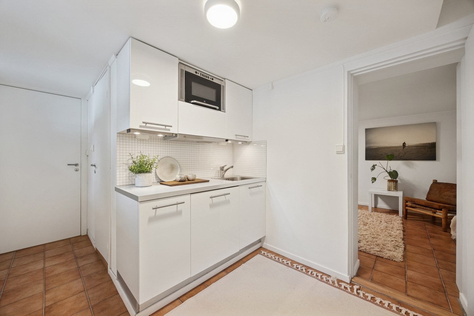 Her finner du også et te-kjøkken med integrert minikjøleskap og mikro. Galleribilde