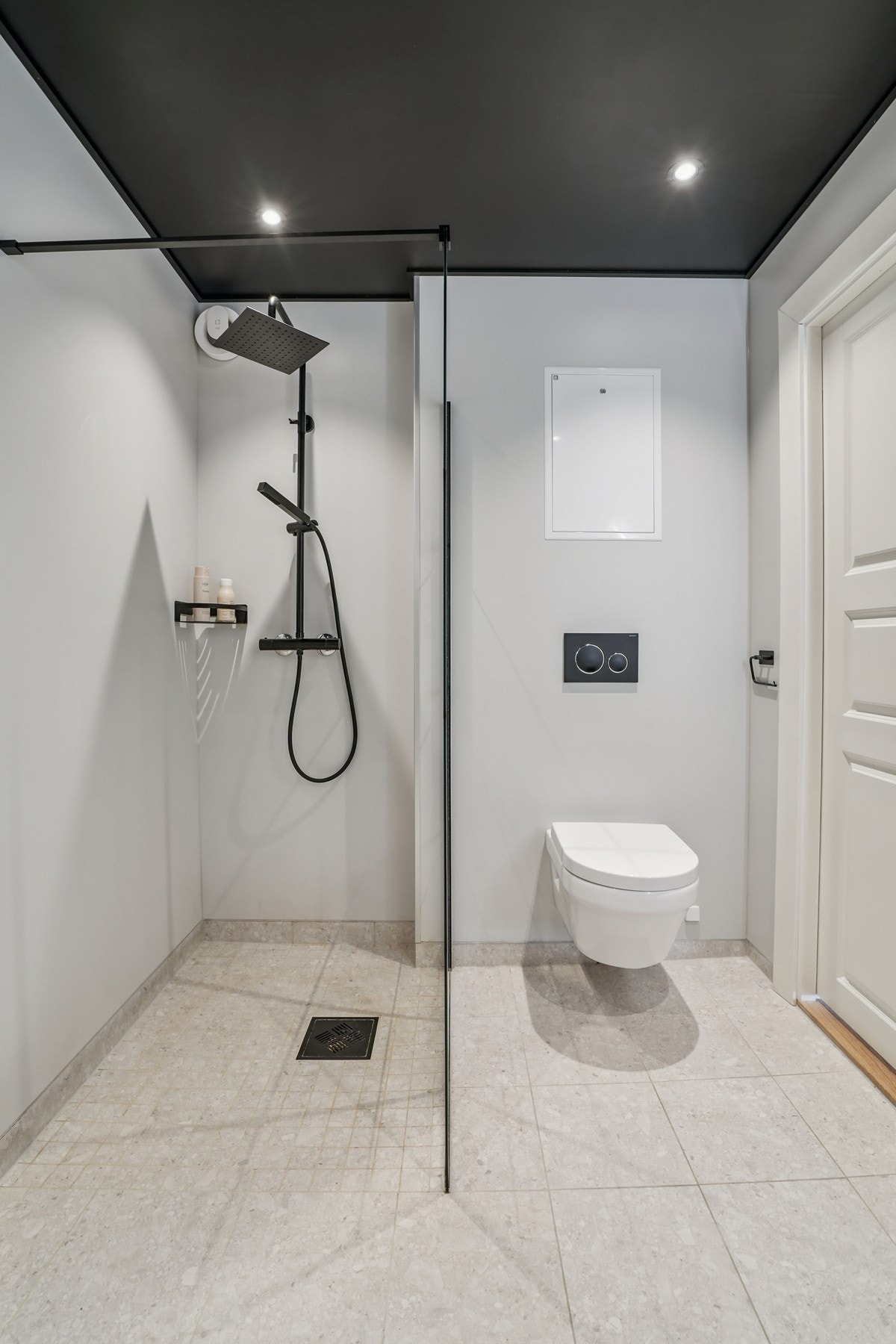 Vegghengt toalett - Galleribilde