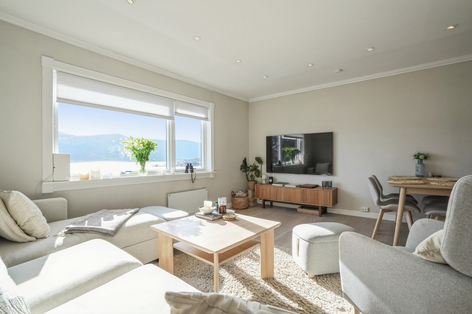 Velkommen til Borgundvegen 83C! Foto: EFKT AS v/Marcus Vinjevoll Sætre. Galleribilde