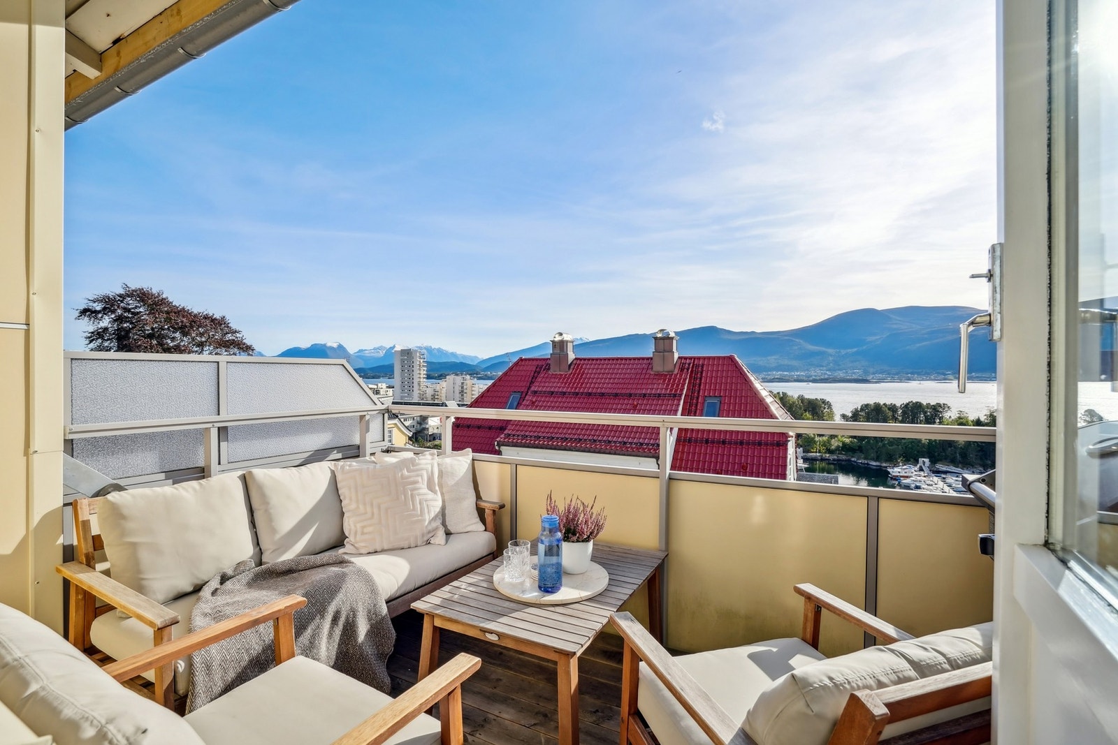 PrivatMegleren ved Steffen Usterud presenterer en svært flott andelsleilighet med sentral beliggenhet i gangavstand fra sentrum - Galleribilde