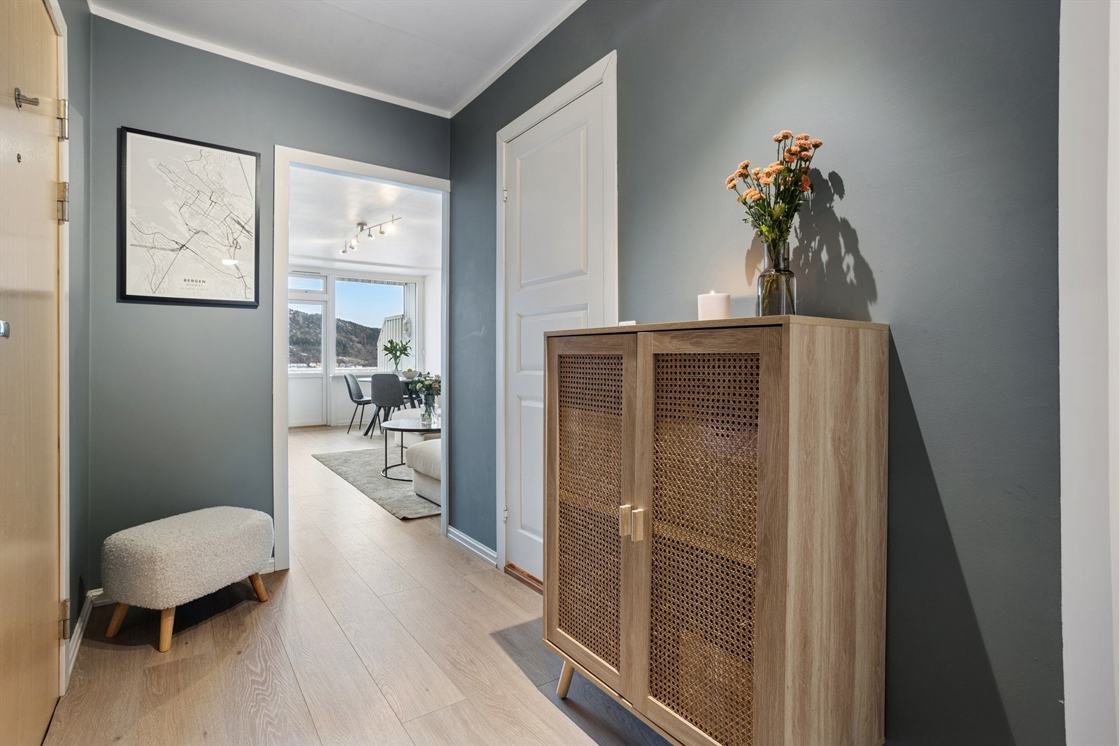 Husk å meld deg på visningen! Galleribilde