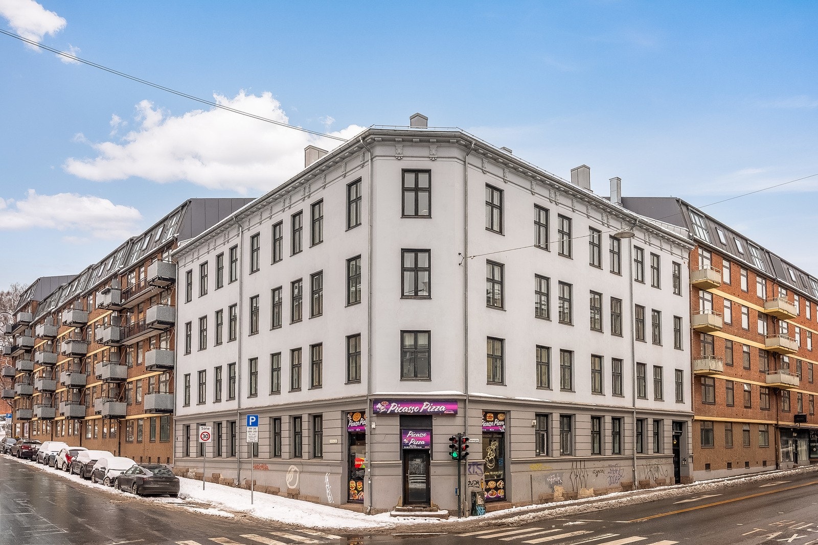 Borettslaget består av 25 enheter, hvorav 24 er boligenheter og 1 er næringslokale. Galleribilde