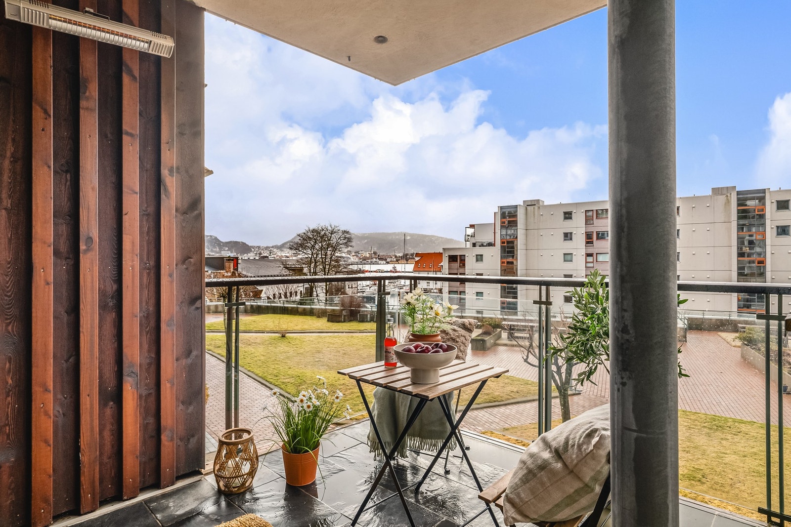 - Sandviksveien 88 presentert av PrivatMegleren v/ Amalie Bakken - Galleribilde