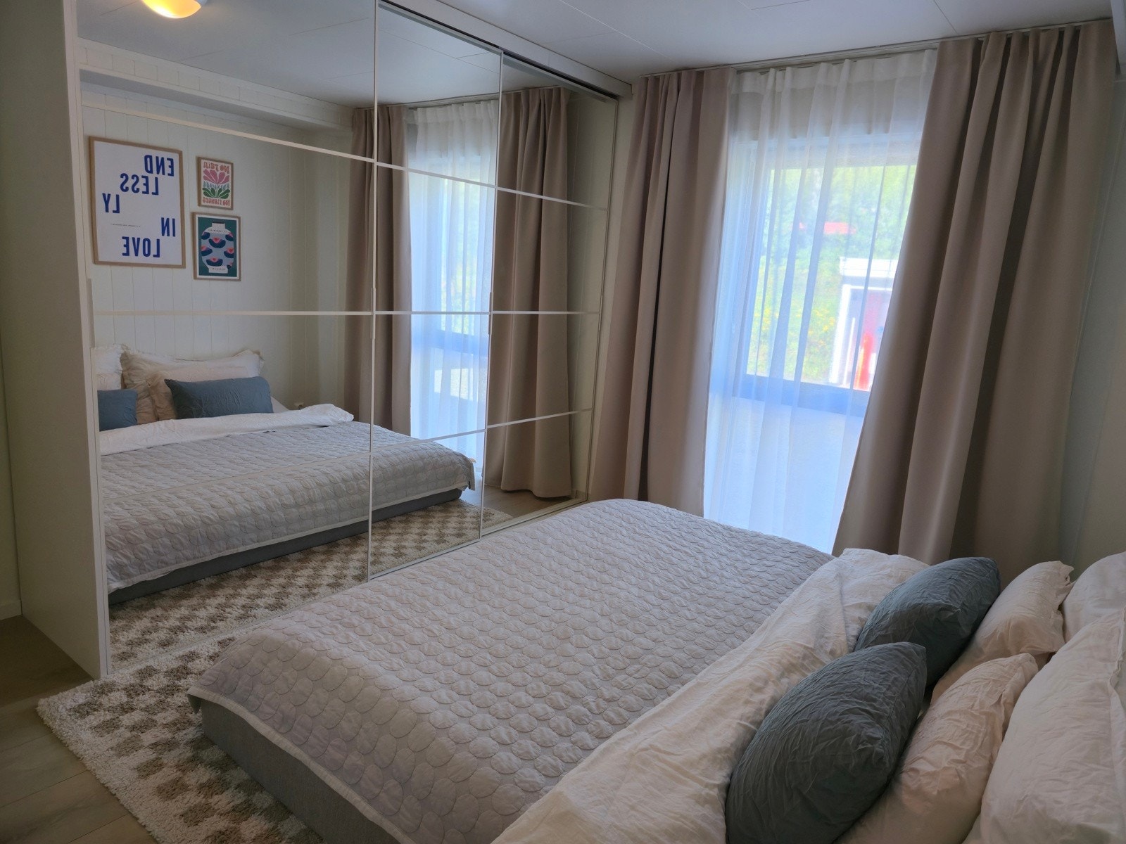 Boligen rommer hele 4 soverom, alle i samme etasje. Galleribilde