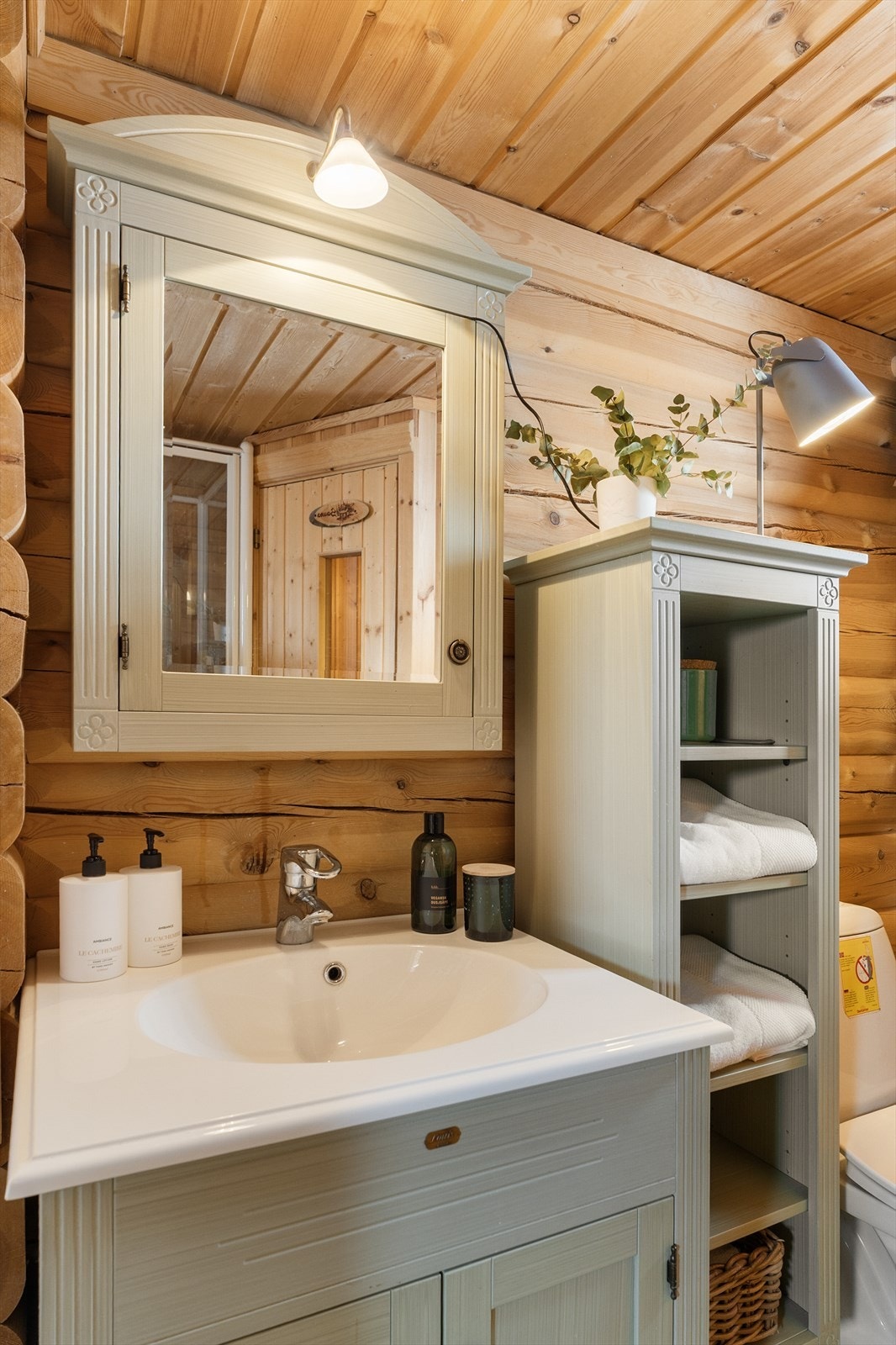 Baderom. Galleribilde