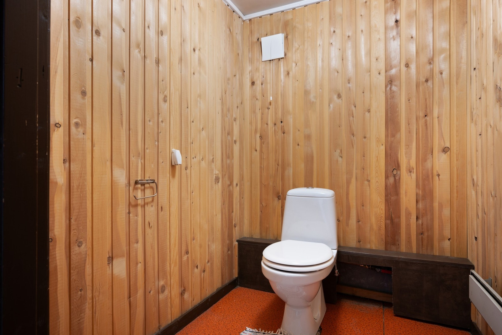 Wc kjeller Galleribilde