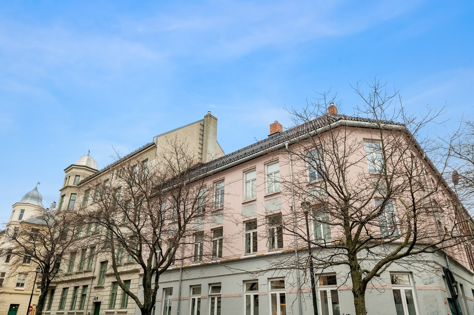 Felleskostnadene inkluderer elektroniske fellesavtaler og diverse vedlikehold/drift iht. regnskap. Galleribilde