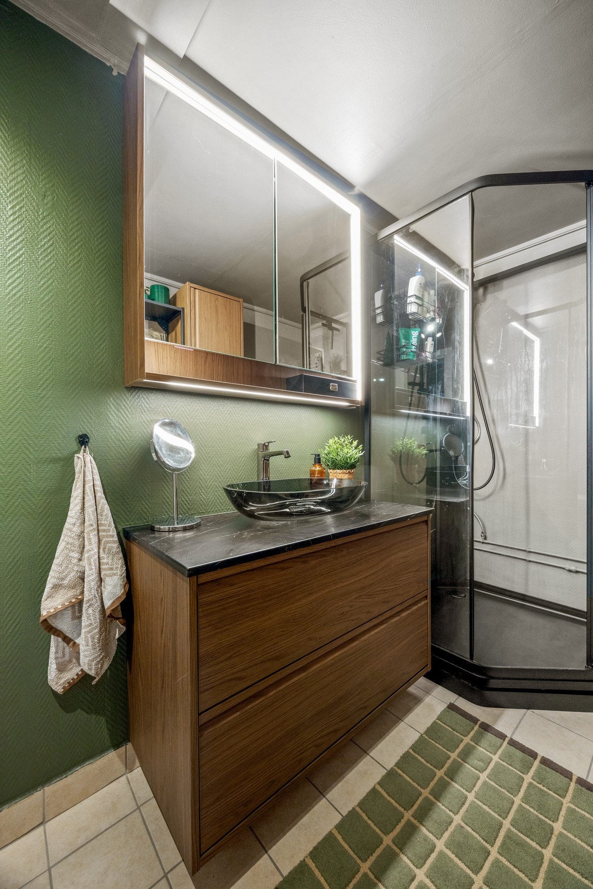 Flislagt gulv med varme. Galleribilde