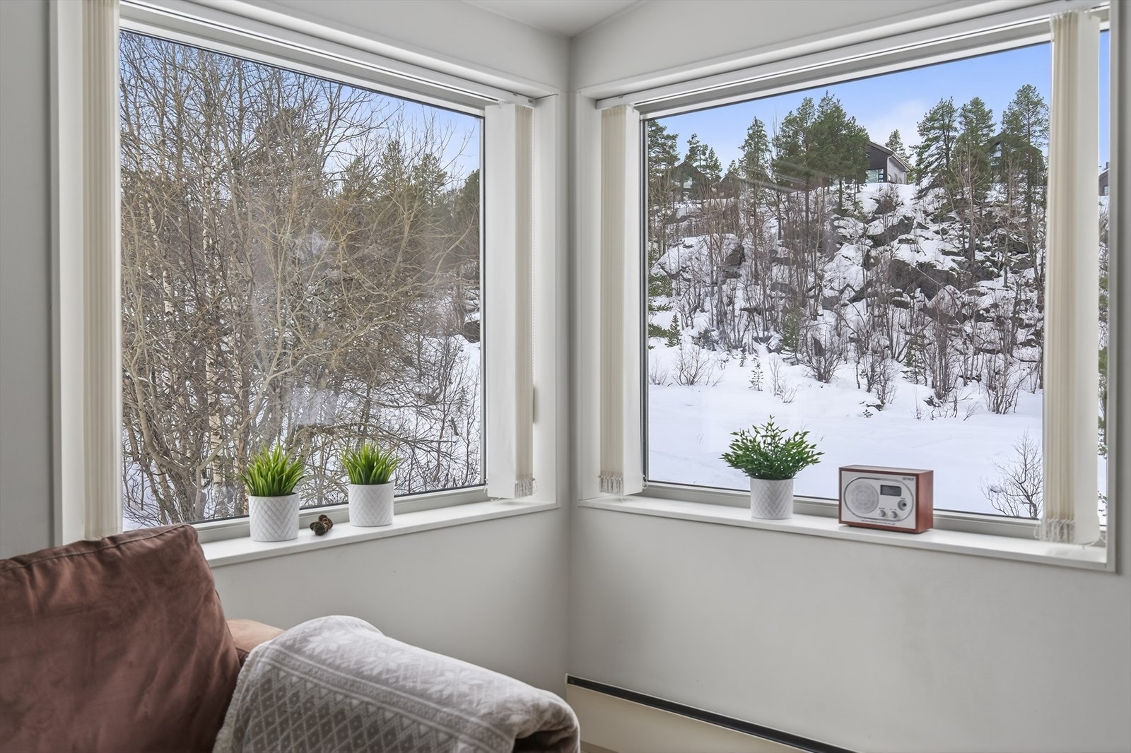 Fin utsikt fra oppholdsrom Galleribilde