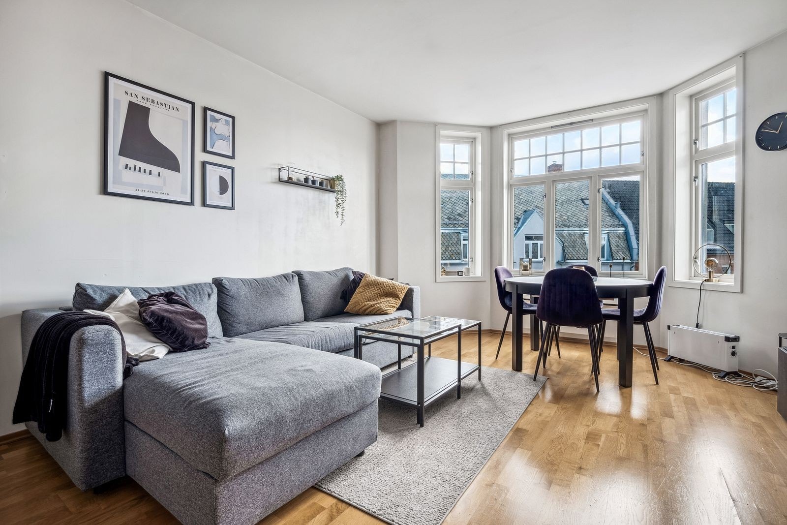 Grunnpakke TV og internett er inkludert i husleien. Galleribilde