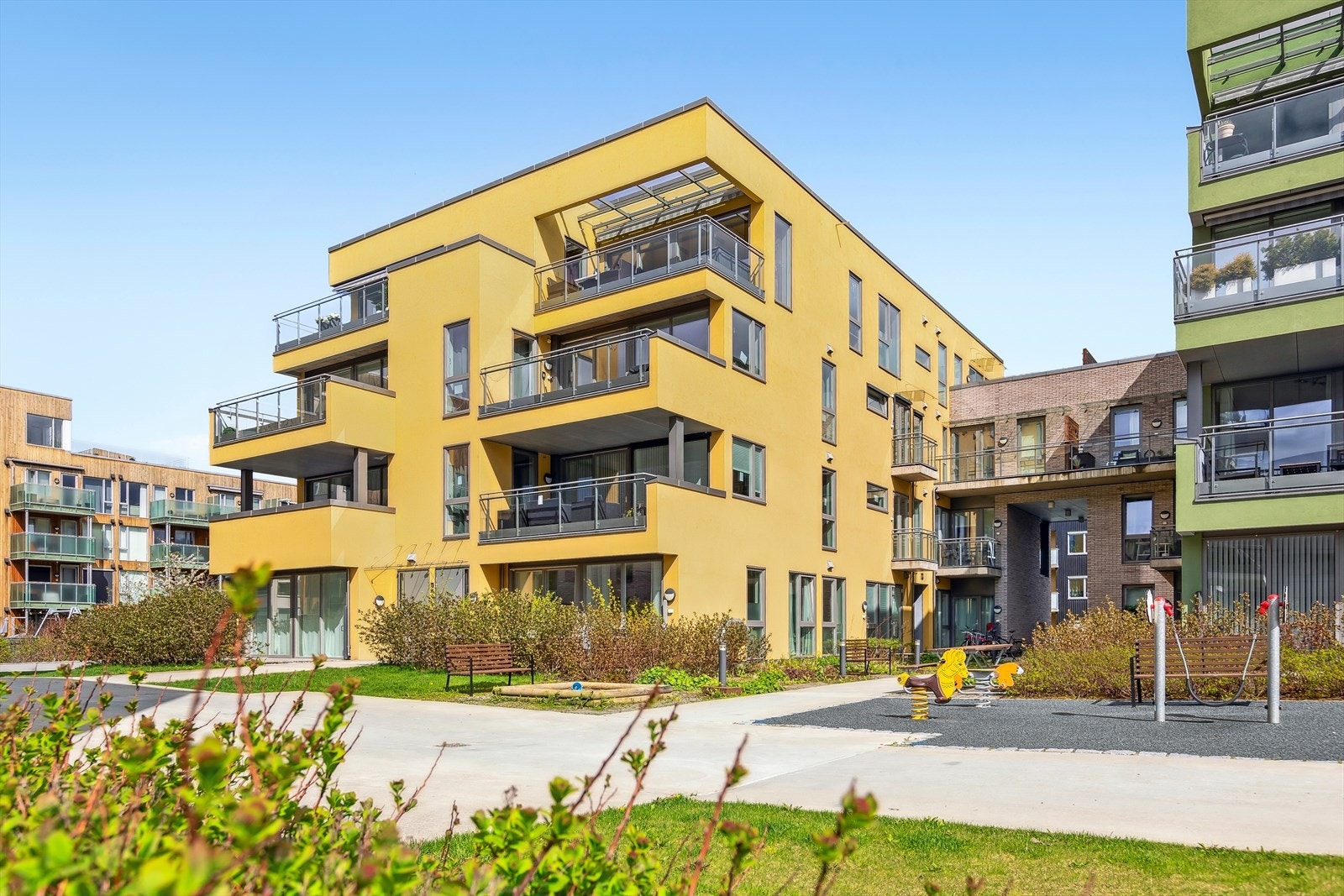 Leilighetene har en fantastisk beliggenhet i hjertet av Ladehalvøya, med enkel tilgang til alt Lade har å tilby. Galleribilde