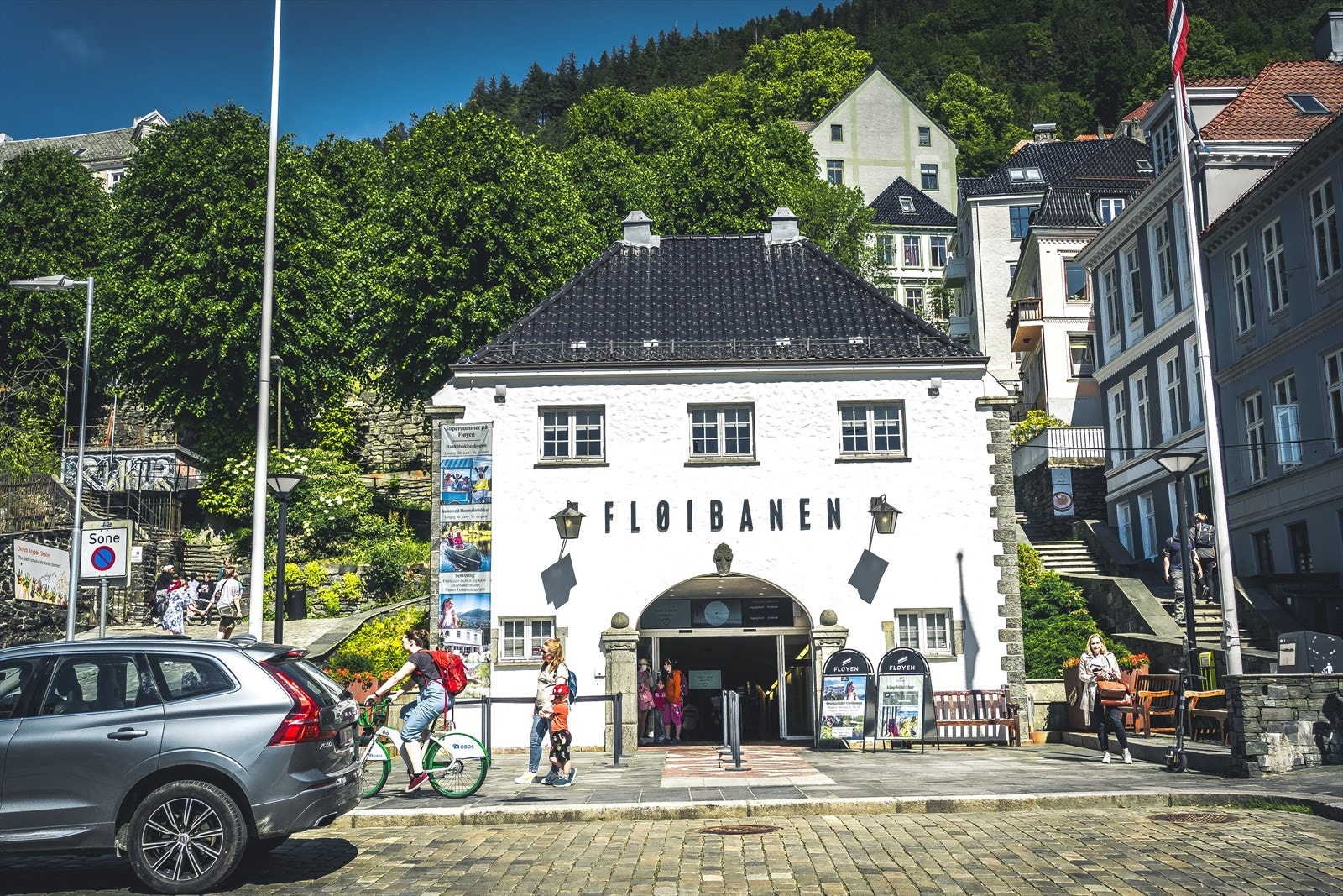 Frister det med en tur opp fløyen? Galleribilde