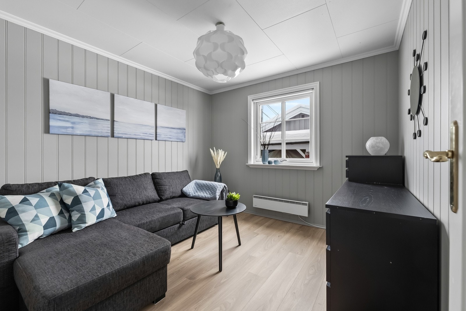 Boligen har 3 gode soverom i hoveddelen Galleribilde