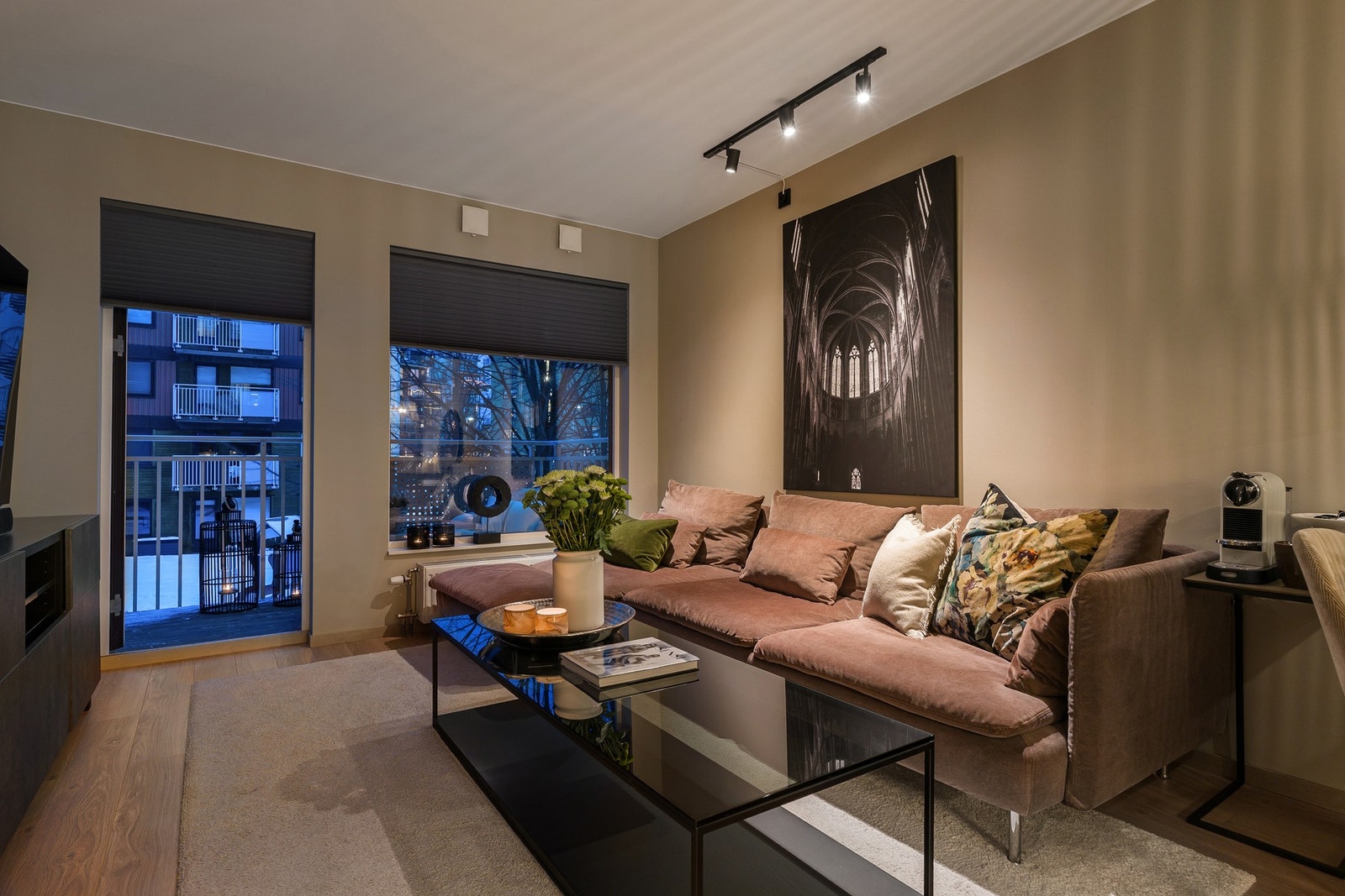 Leiligheten har oppvarming gjennom fjernvarme. Galleribilde