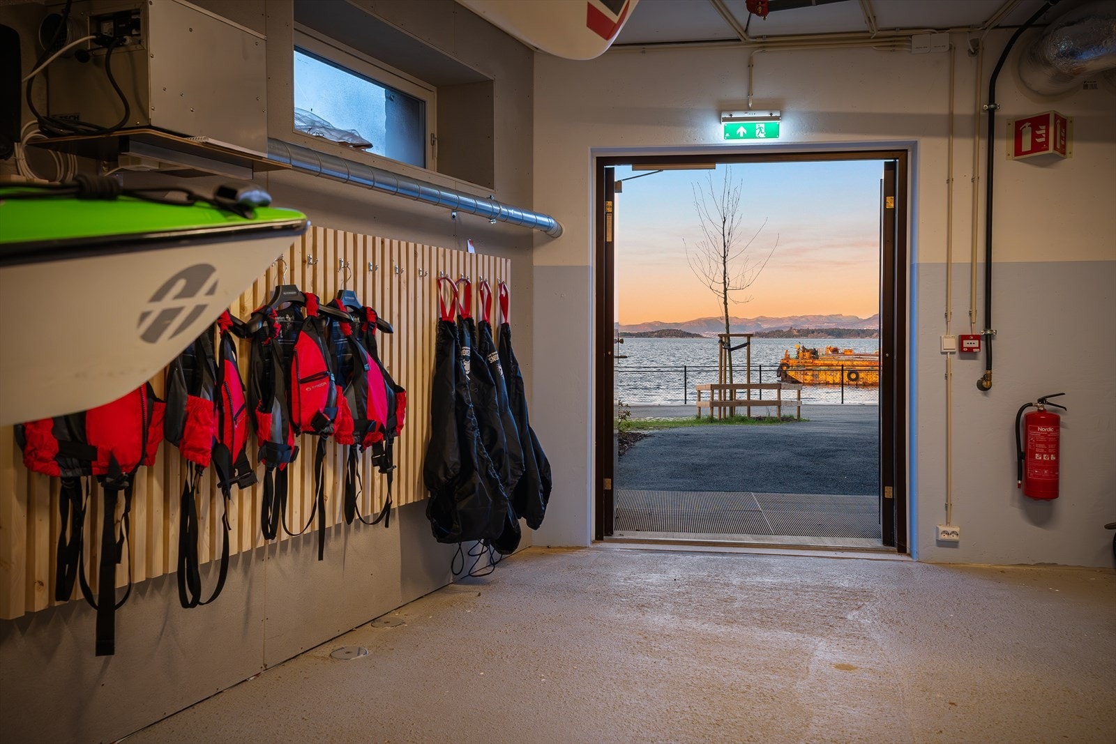 Sameiet disponerer utleie av kajakk for beboerne. Galleribilde