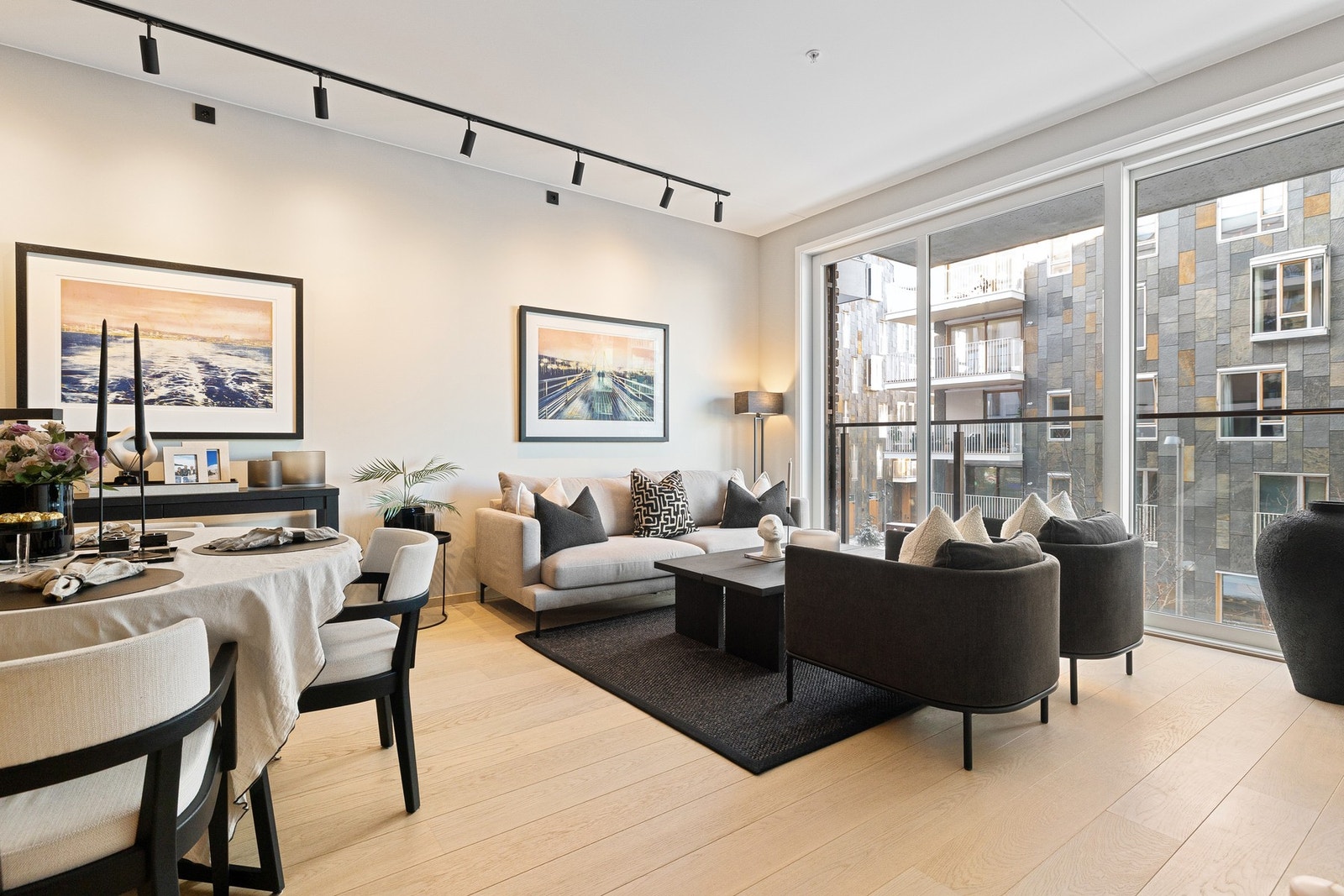 Velkommen til Rostockgata 98, presentert av Ada Kjenner v/EIE Valkyrien. Foto: Trond Walsø | Walsowork Galleribilde