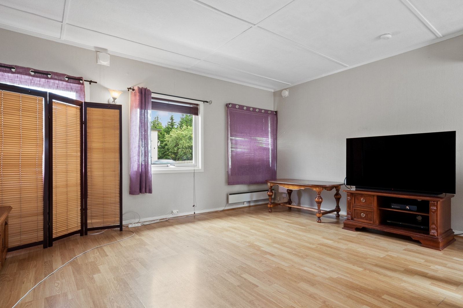 Stue i ene hybeldel Galleribilde