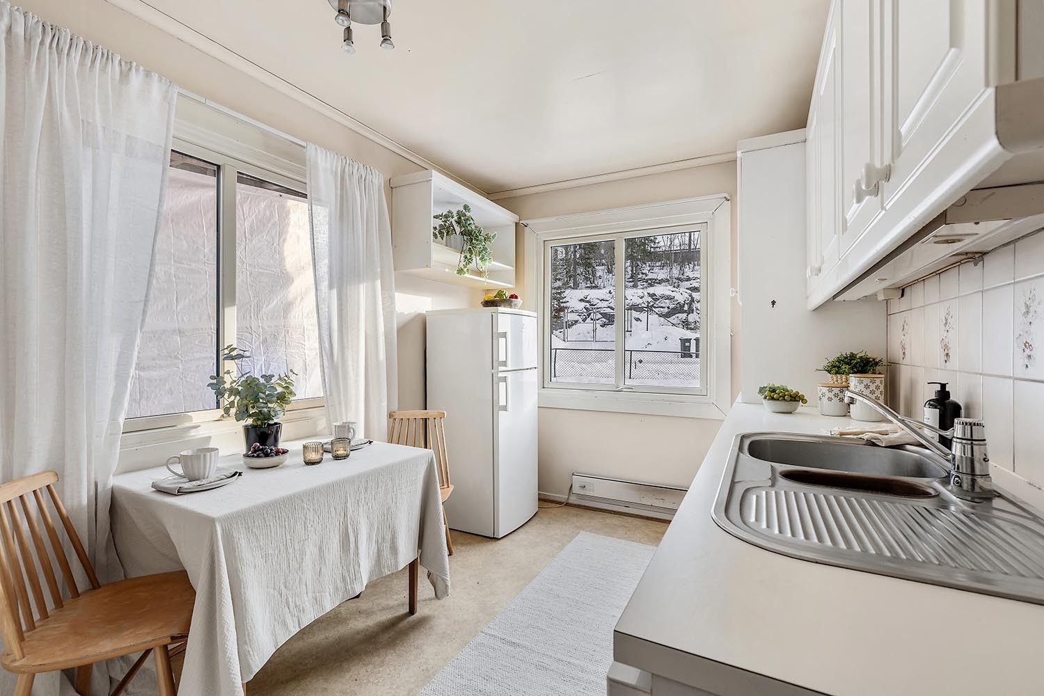 1. etasje: Kjøkken med spiseplass Galleribilde