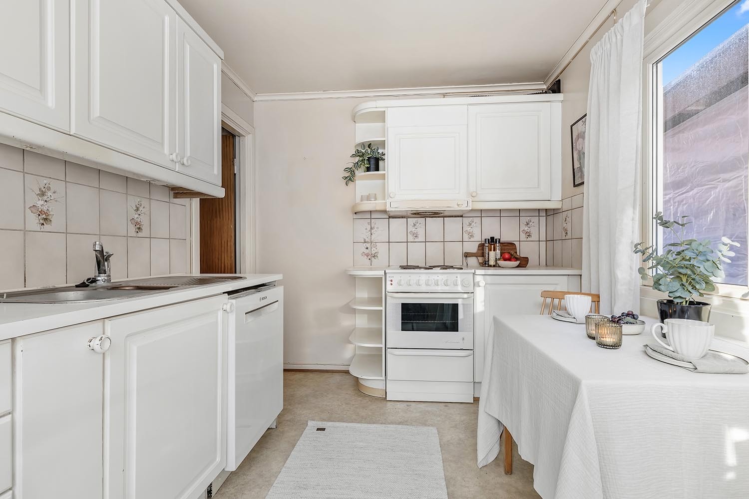 1. etasje: Kjøkken med spiseplass Galleribilde