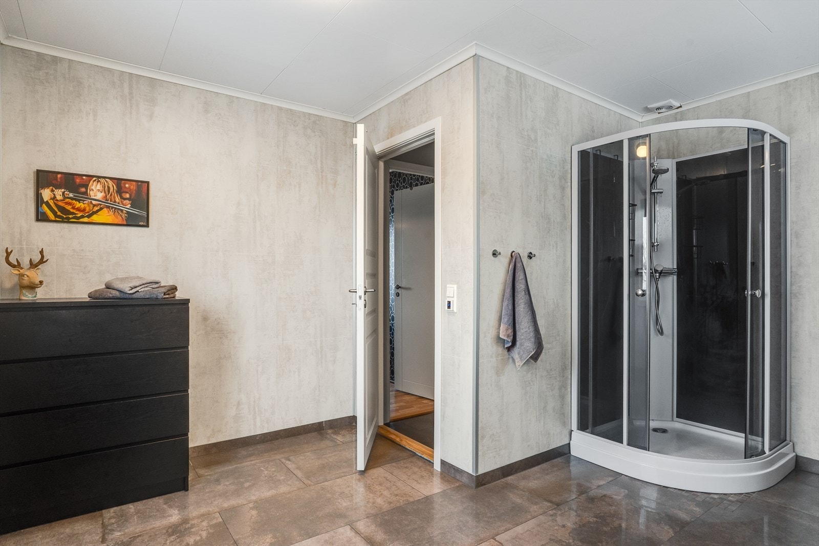 Pent bad på hovedplan Galleribilde