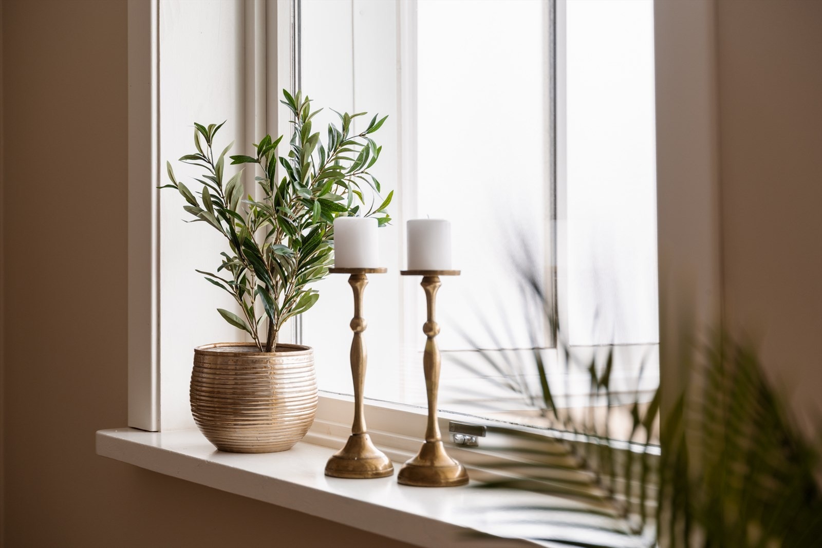 Det disponeres hele 3 boder, med gulvareal på tilsammen 13m² - så her har du nok med lagringsplass! Galleribilde