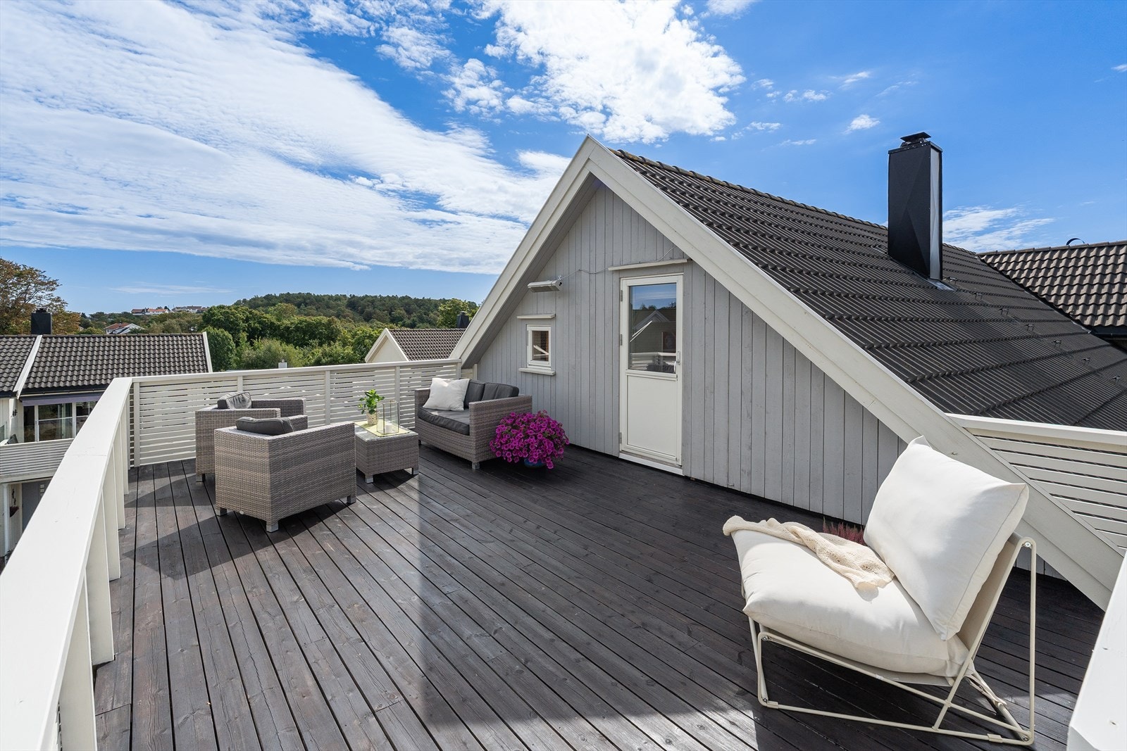 Husk å melde deg på visning! Vi sees! Galleribilde