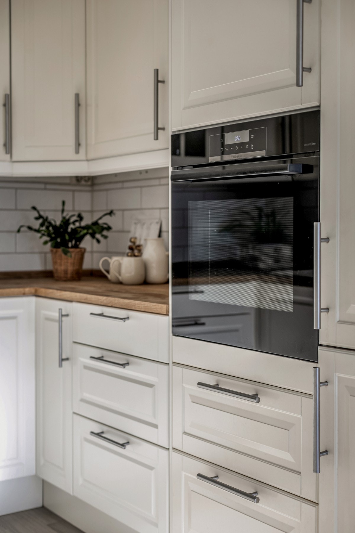 Stekeovn fra Bosch ble kjøpt ny i 2024. Galleribilde