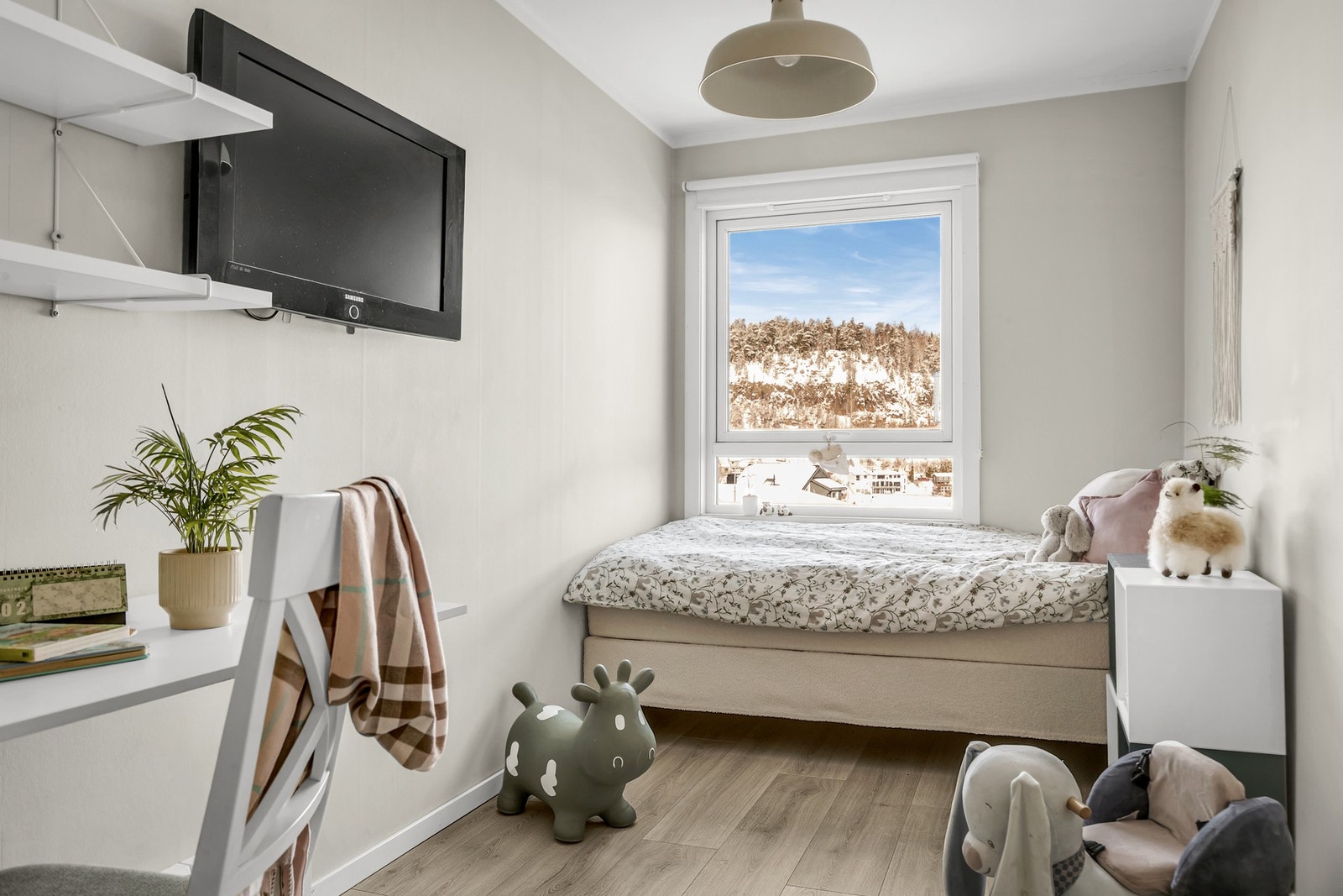 Ny taklampe fra 2025. Galleribilde