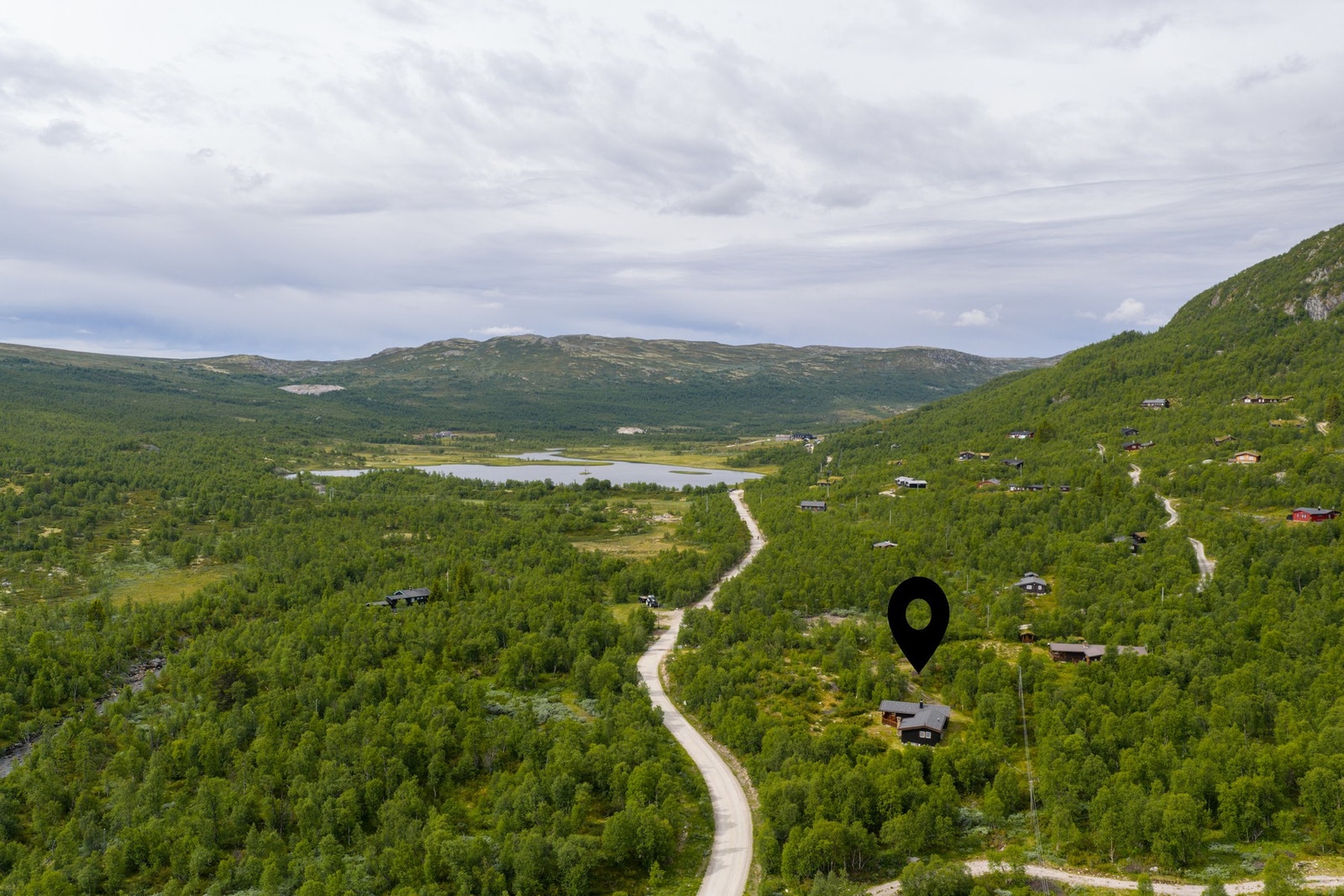 Beliggende midt i naturens ro Galleribilde