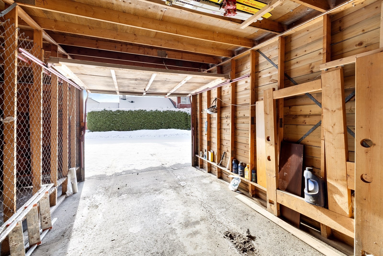 Garasjerommet er på 15 m². Galleribilde