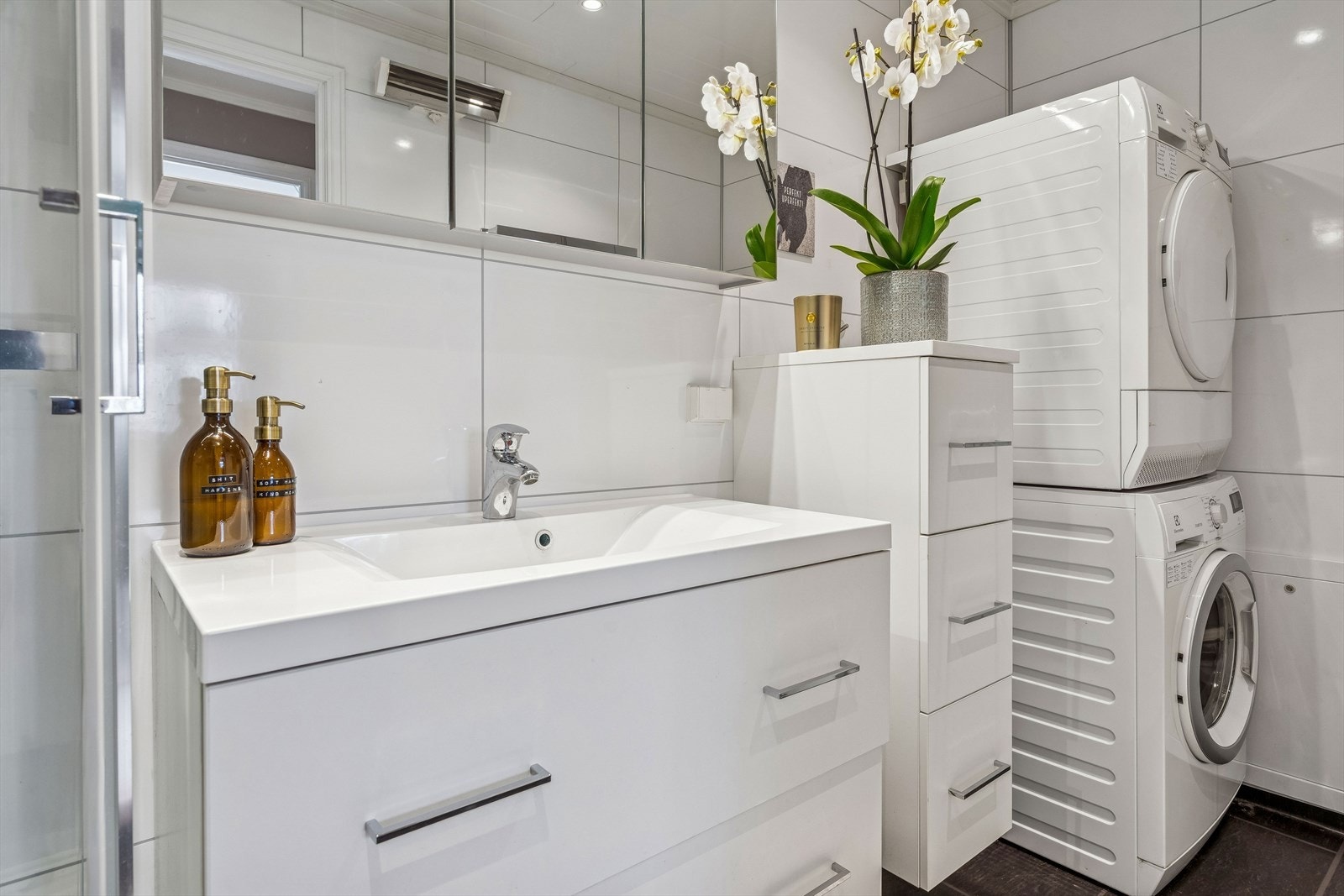 Badet ble pusset opp i 2015 og har opplegg for vaskesøyle. Galleribilde