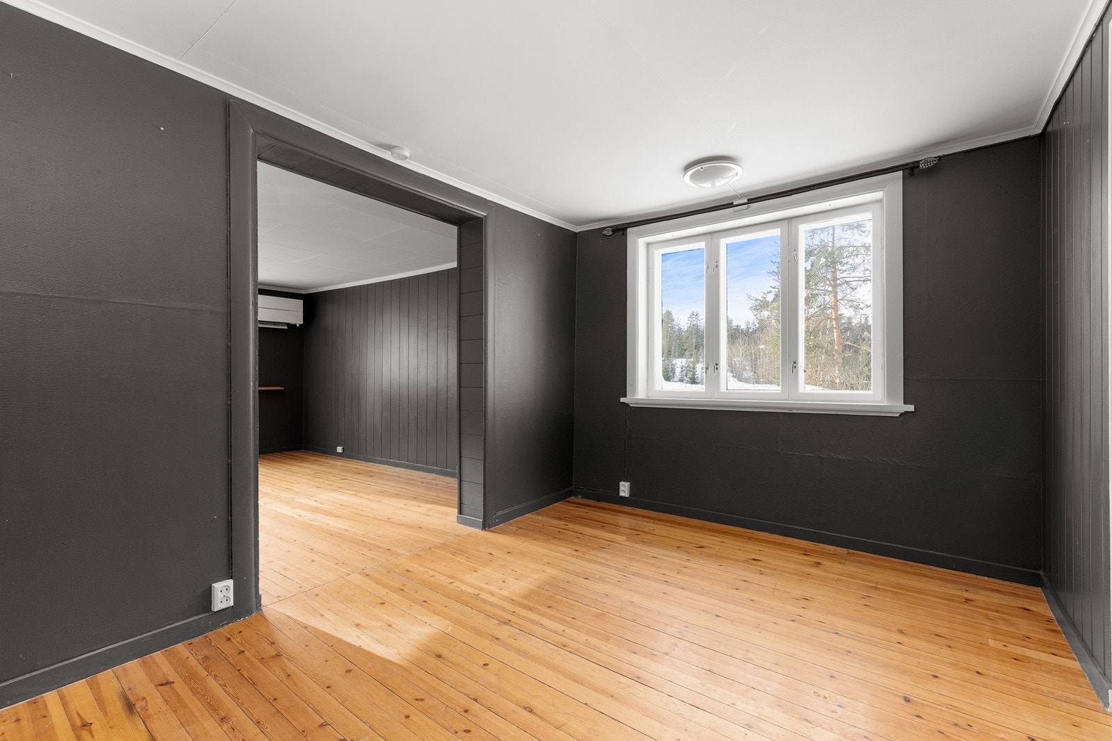 Spisestue/mellomstue Galleribilde